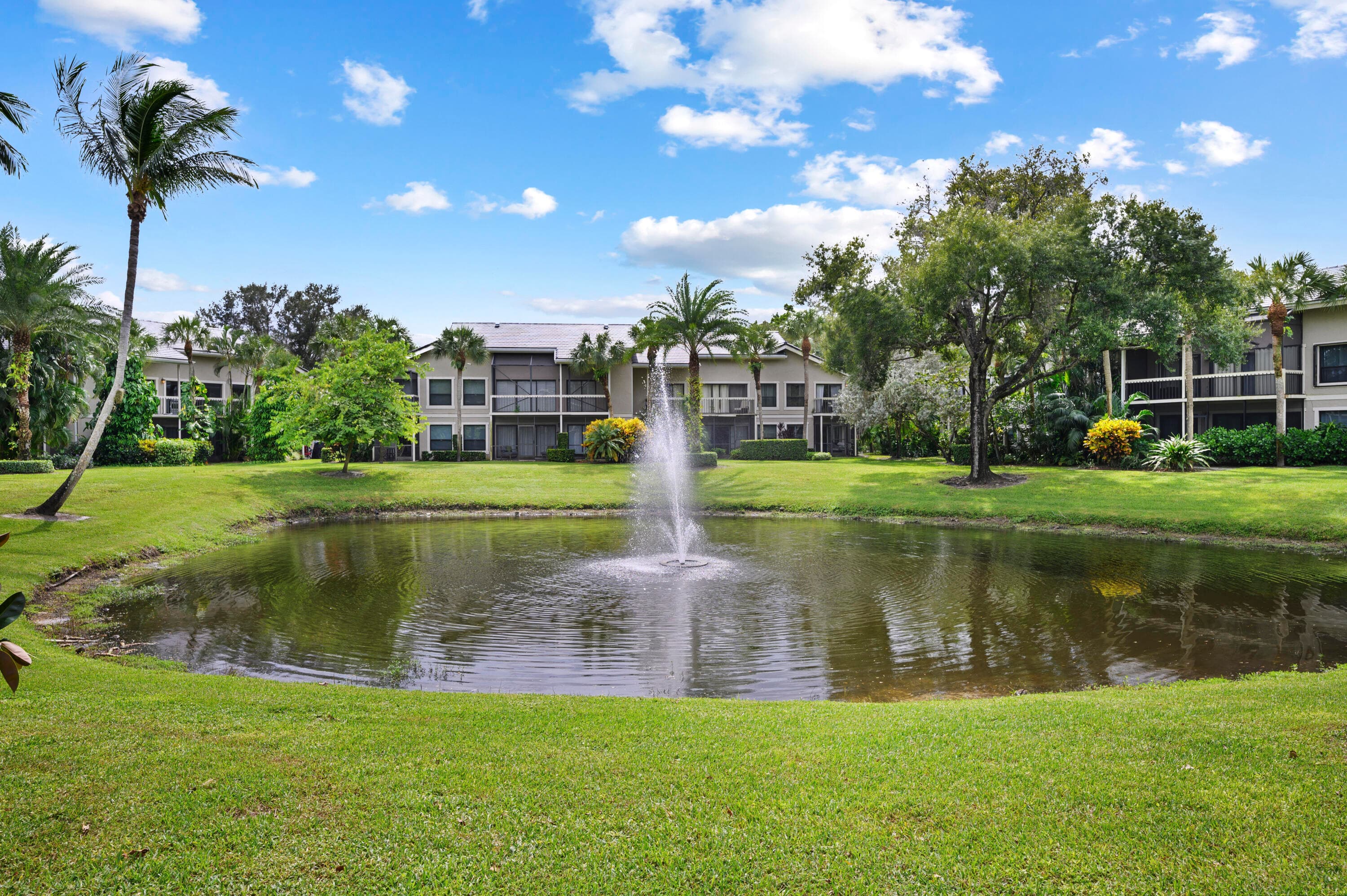 11863 Wimbledon Circle 542, Wellington, FL 33414 — photo 22 of 24