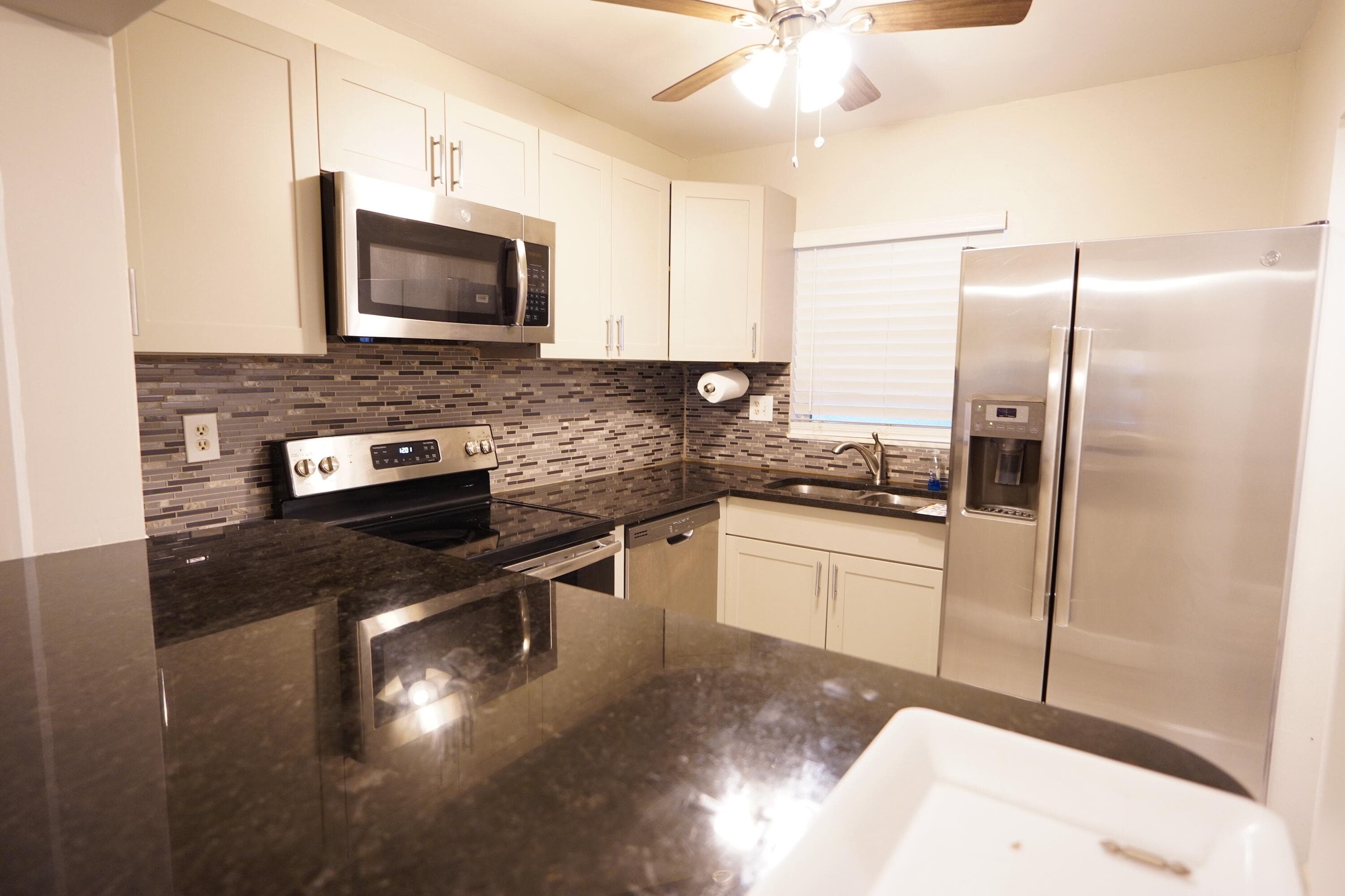 3000 E Sunrise Lakes Boulevard 123, Sunrise, FL 33322 — photo 11 of 18