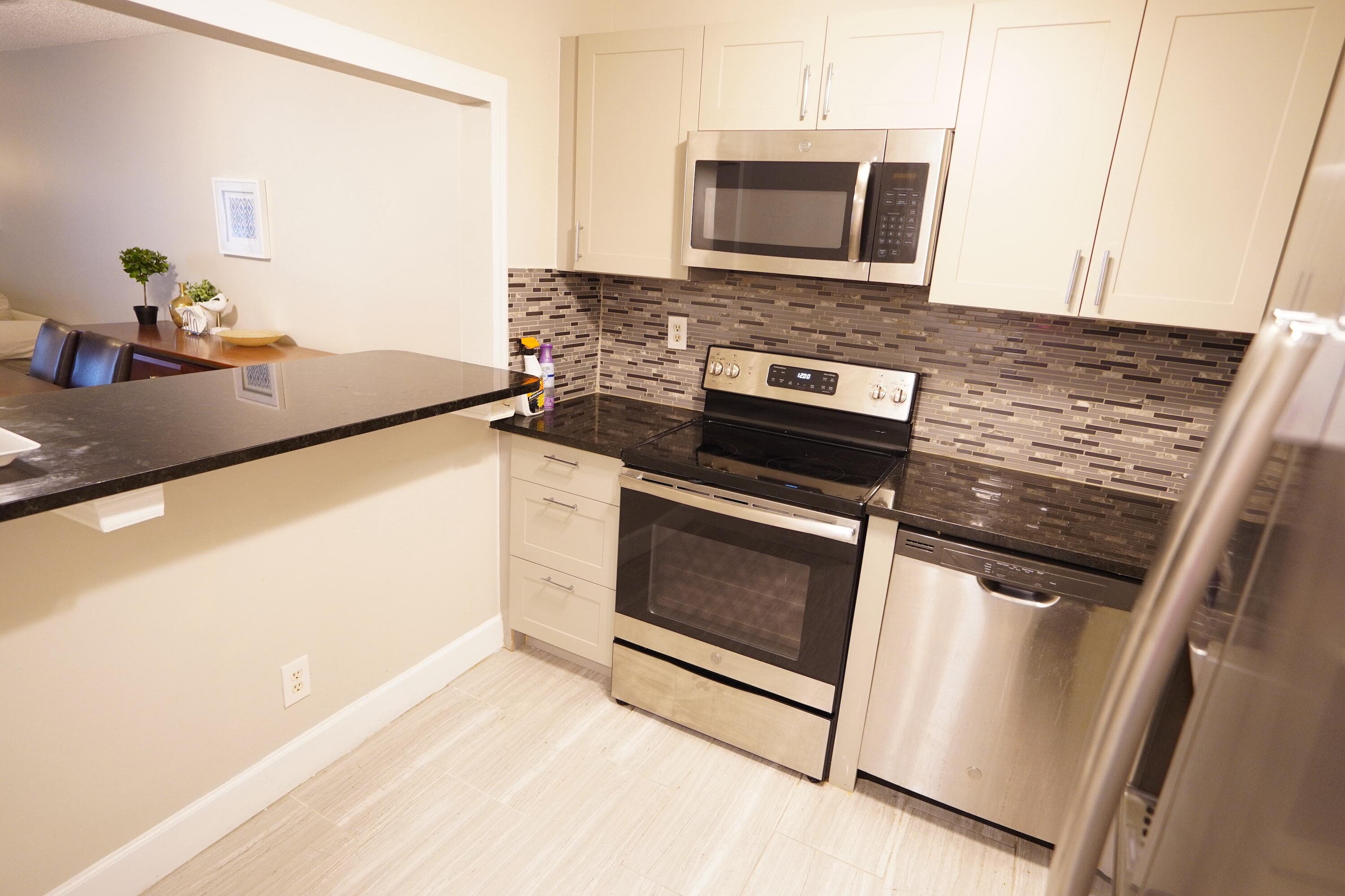 3000 E Sunrise Lakes Boulevard 123, Sunrise, FL 33322 — photo 13 of 18