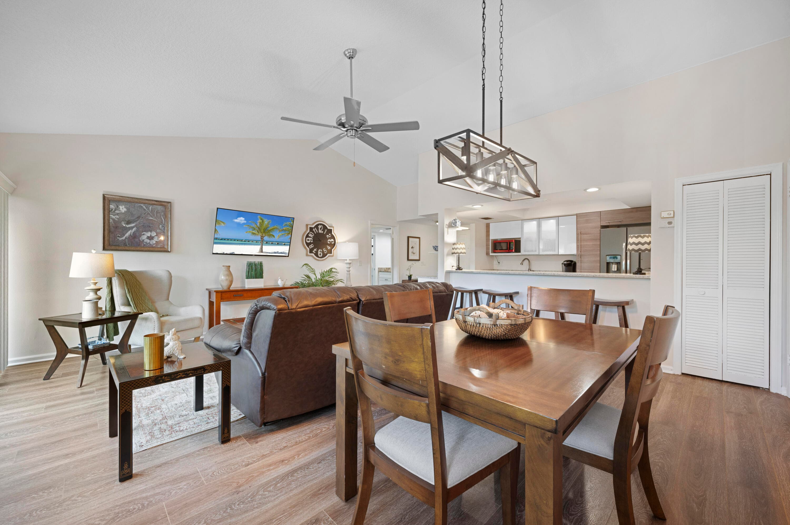 11863 Wimbledon Circle 542, Wellington, FL 33414 — photo 11 of 24