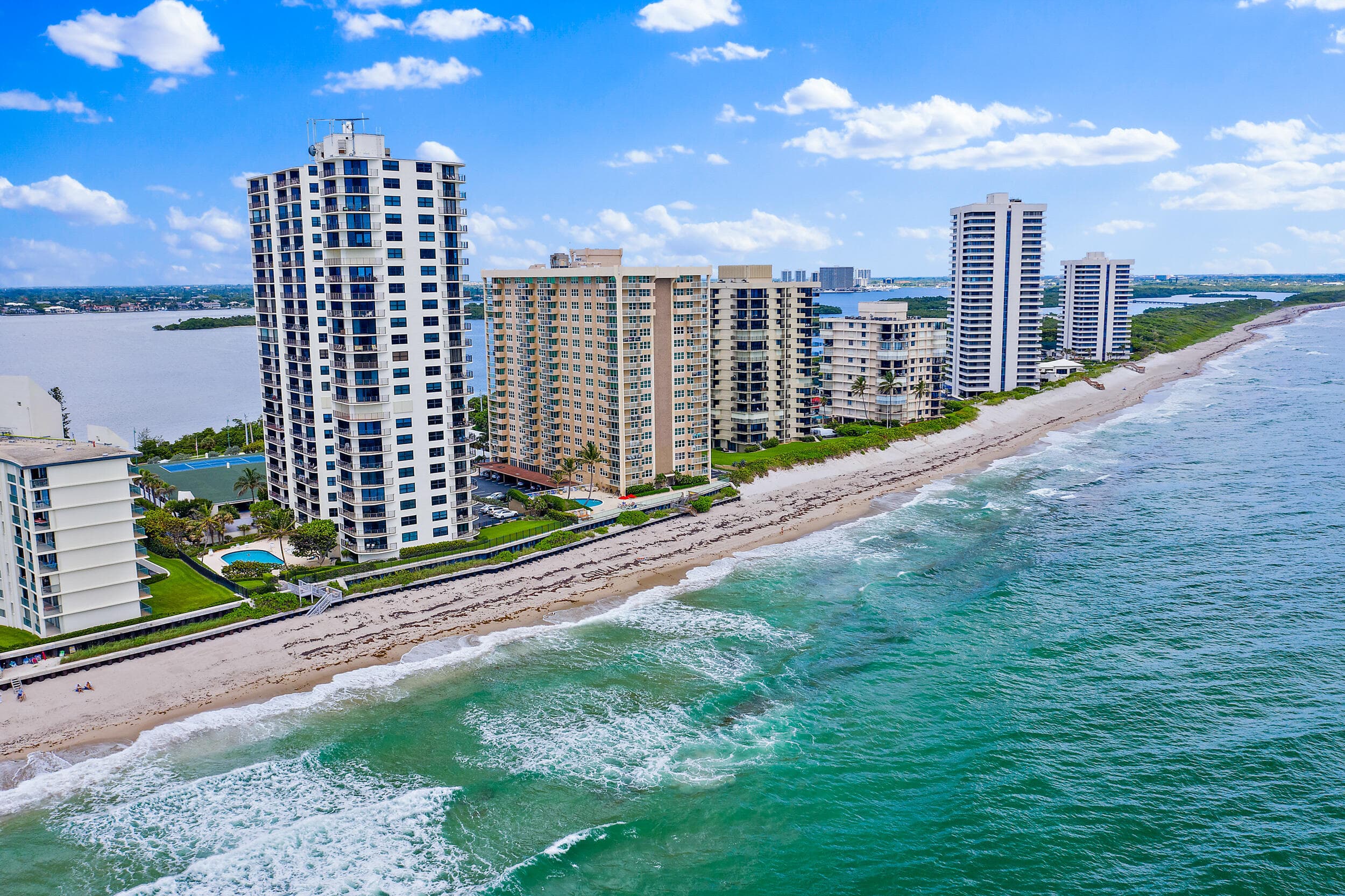 5420 N Ocean Drive 305, Singer Island, FL 33404 — photo 1 of 21