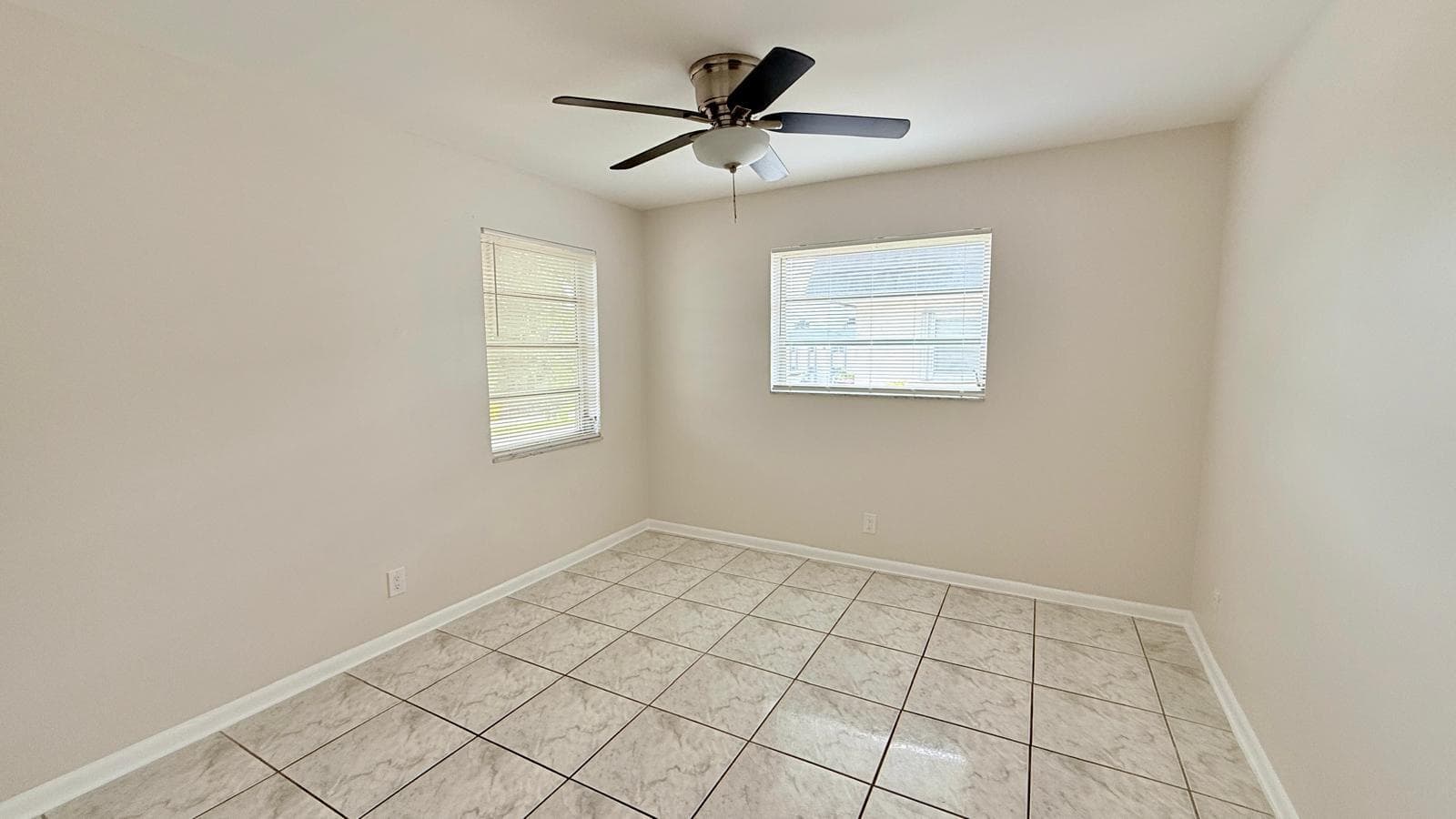 501 W Kalmia Drive 4, West Palm Beach, FL 33403 — photo 5 of 13