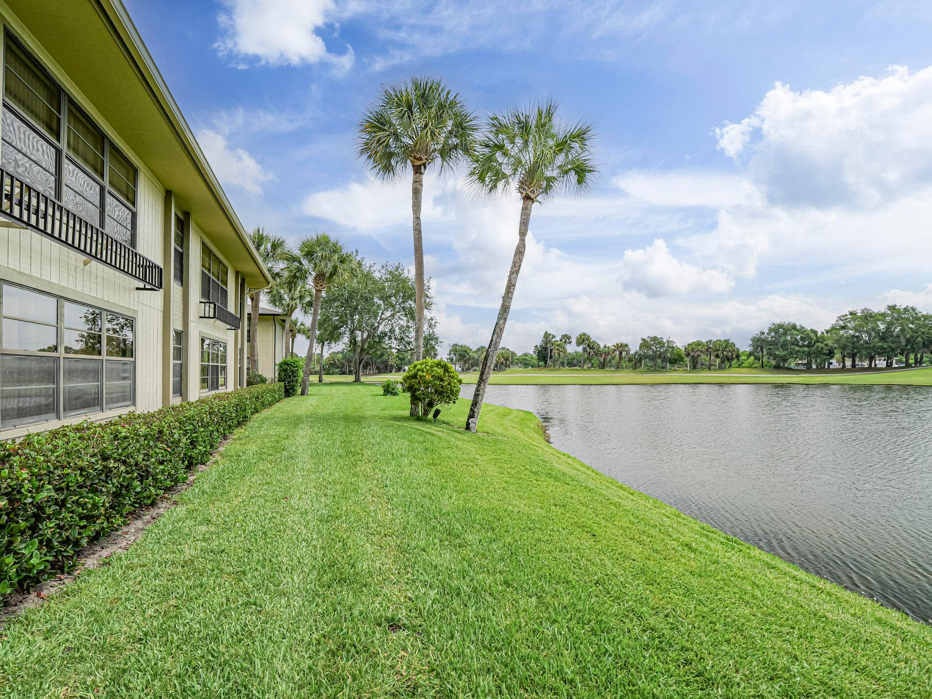 23 Plantation Drive 102, Vero Beach, FL 32966 — photo 30 of 36