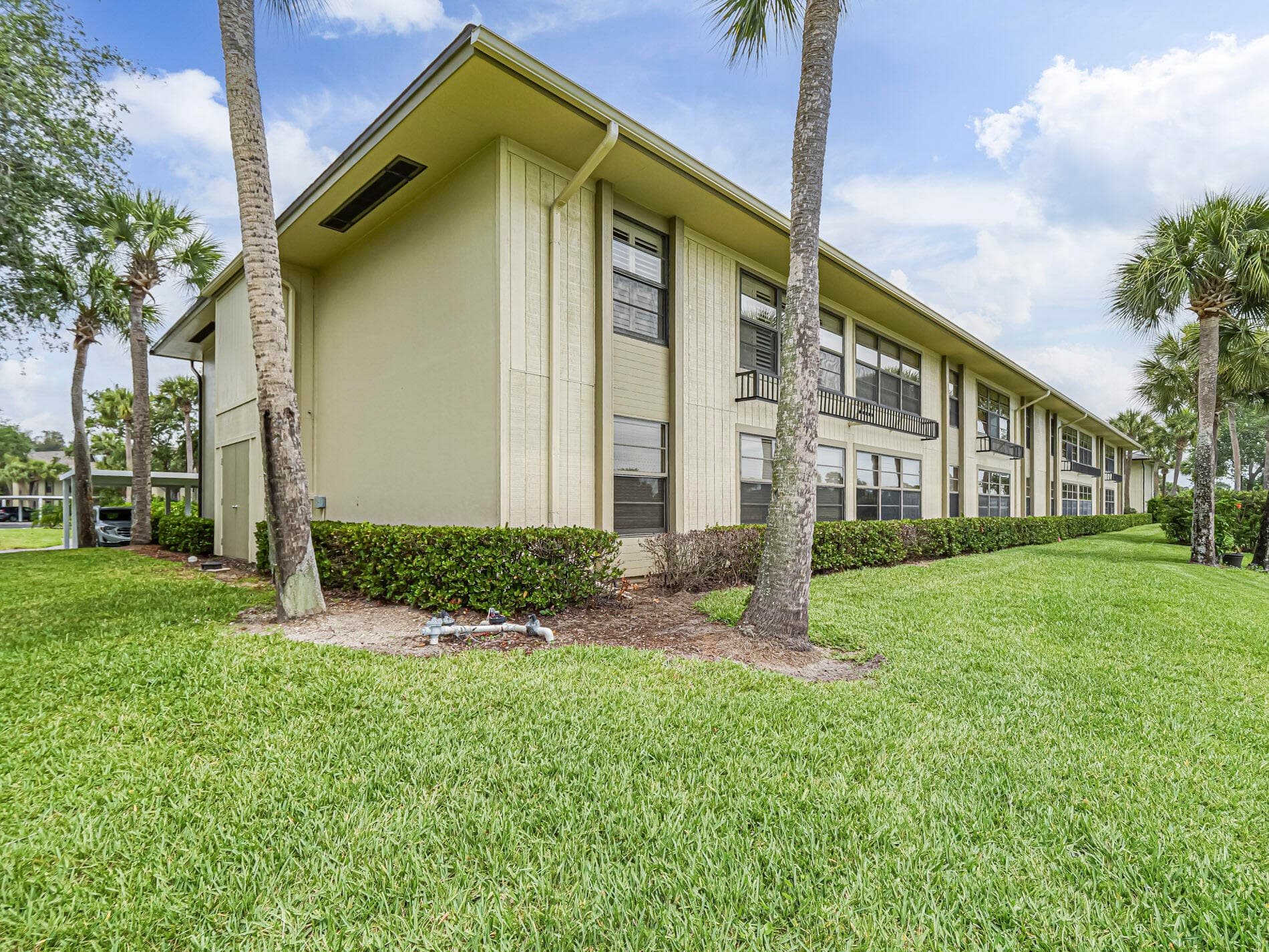 23 Plantation Drive 102, Vero Beach, FL 32966 — photo 31 of 36