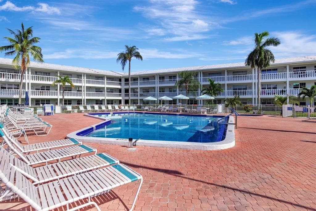 5201 NE 24th Terrace A203, Fort Lauderdale, FL 33308 — photo 18 of 36