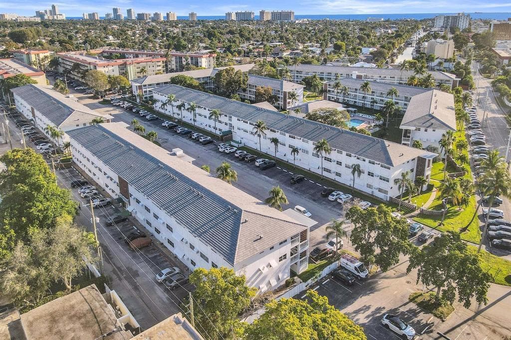 5201 NE 24th Terrace A203, Fort Lauderdale, FL 33308 — photo 32 of 36