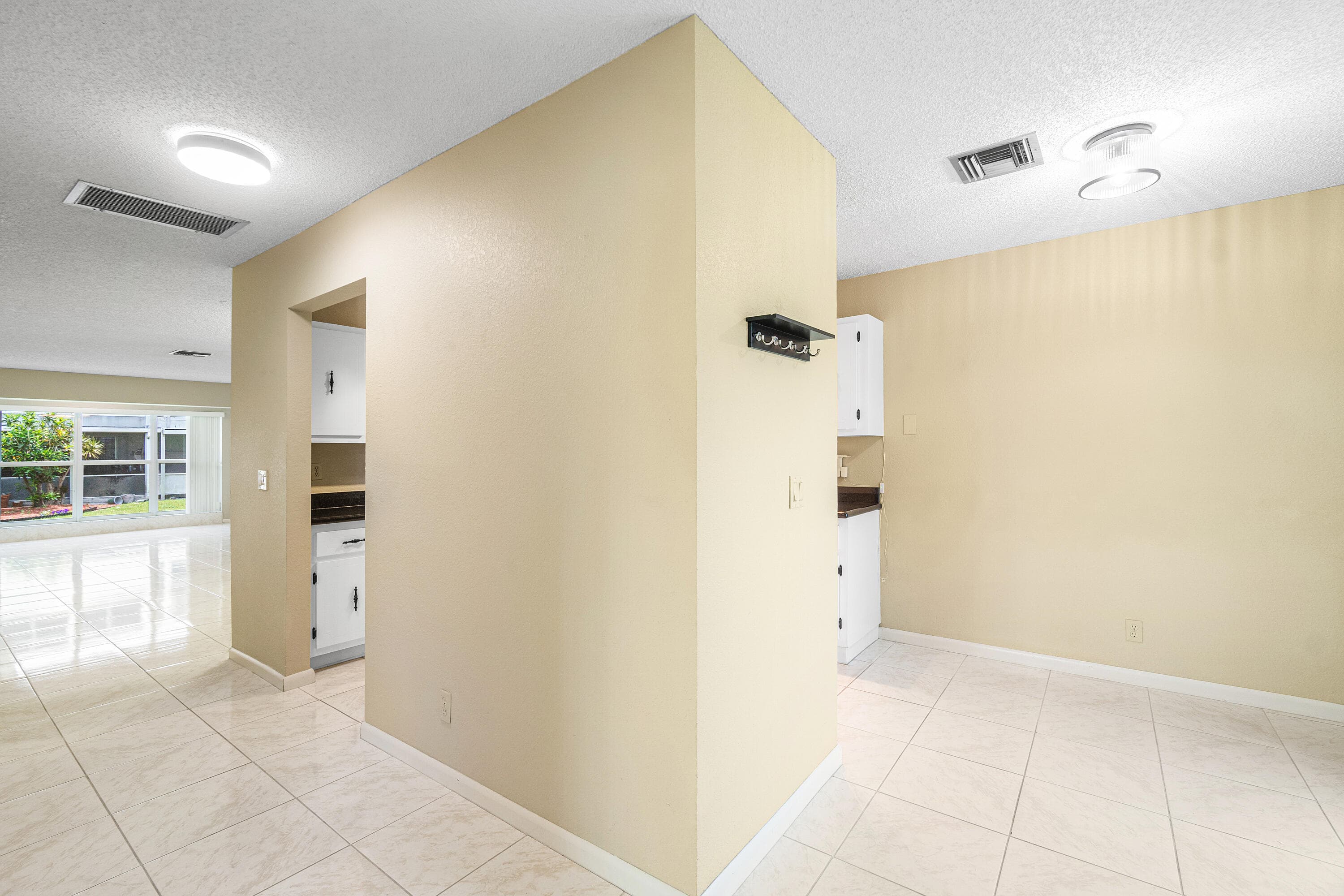 1641 NW 19th Terrace 46-a, Delray Beach, FL 33445 — photo 3 of 32