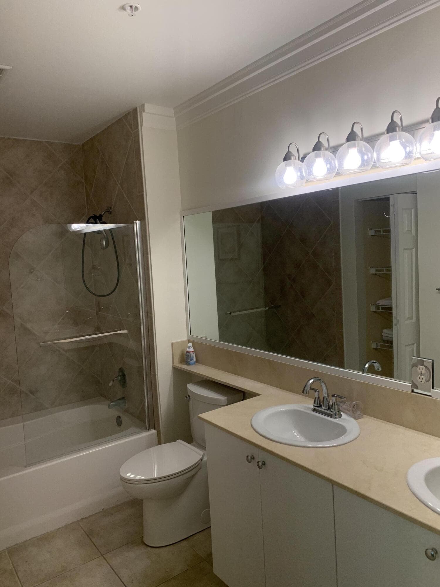 806 E Windward Way 111, Lantana, FL 33462 — photo 28 of 31