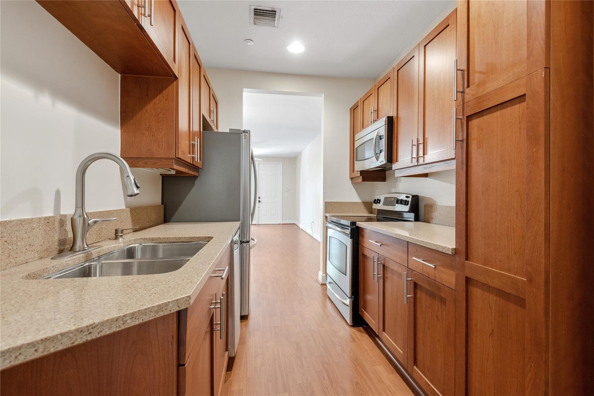 1333 SW 4th Court, Fort Lauderdale, FL 33312 — photo 8 of 28