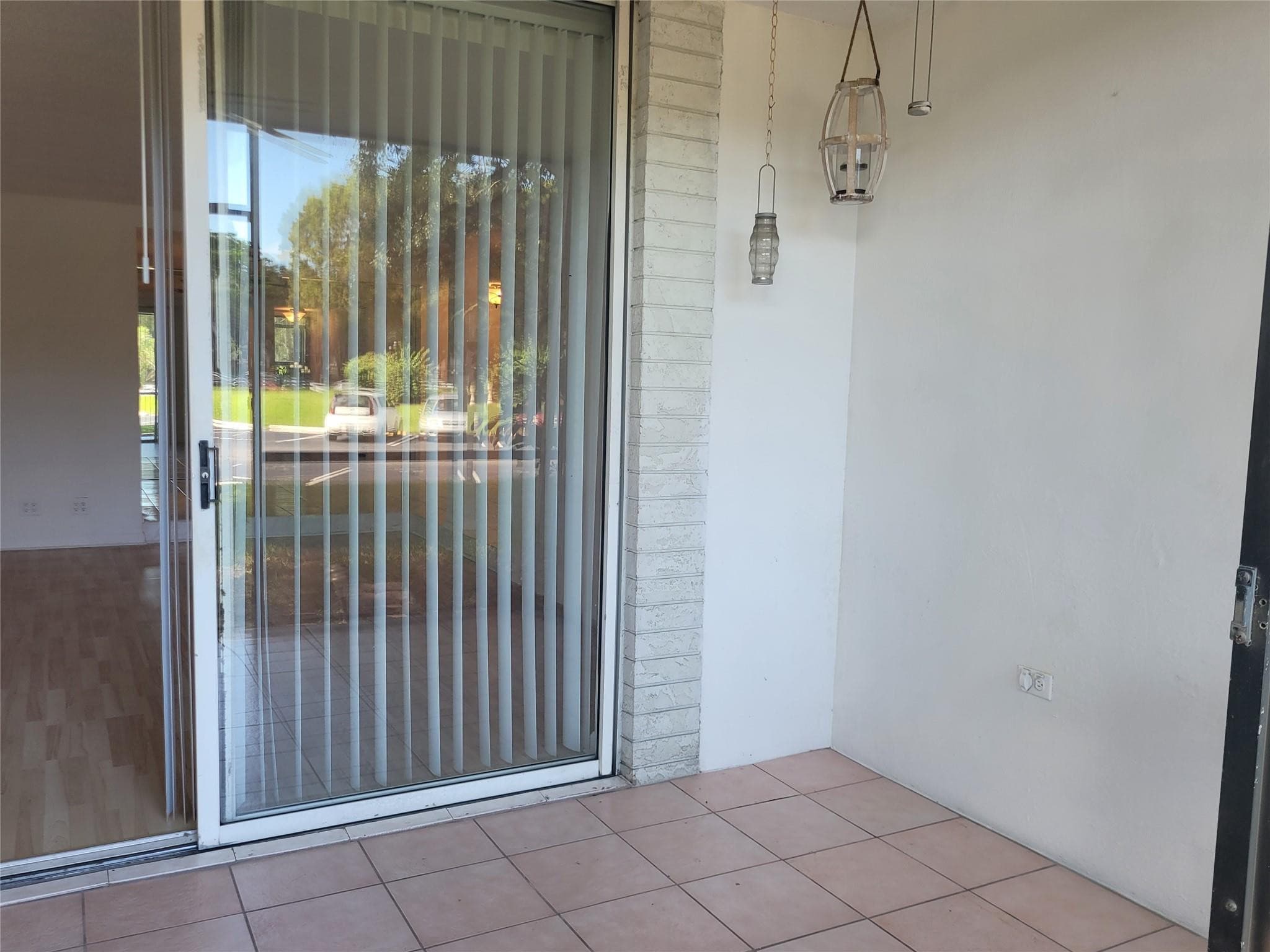 3650 Inverrary Drive 1u, Lauderhill, FL 33319 — photo 13 of 14