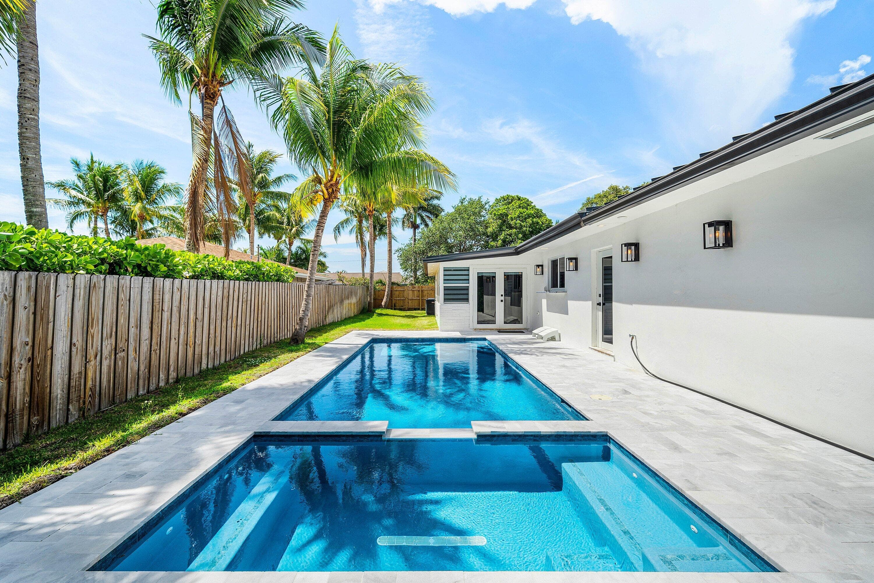 2866 SW 8th Street, Boynton Beach, FL 33435 — photo 31 of 39