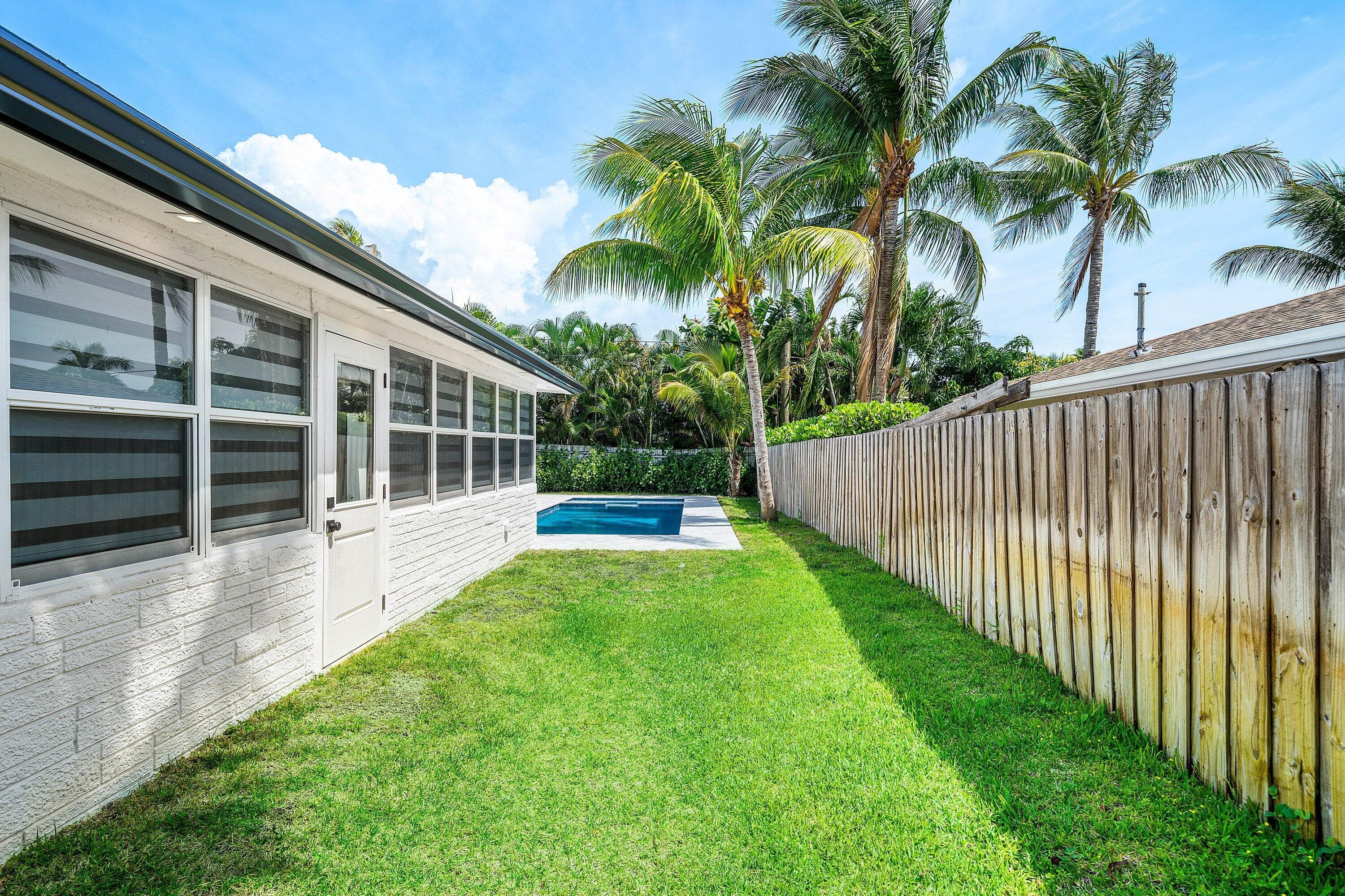 2866 SW 8th Street, Boynton Beach, FL 33435 — photo 33 of 39