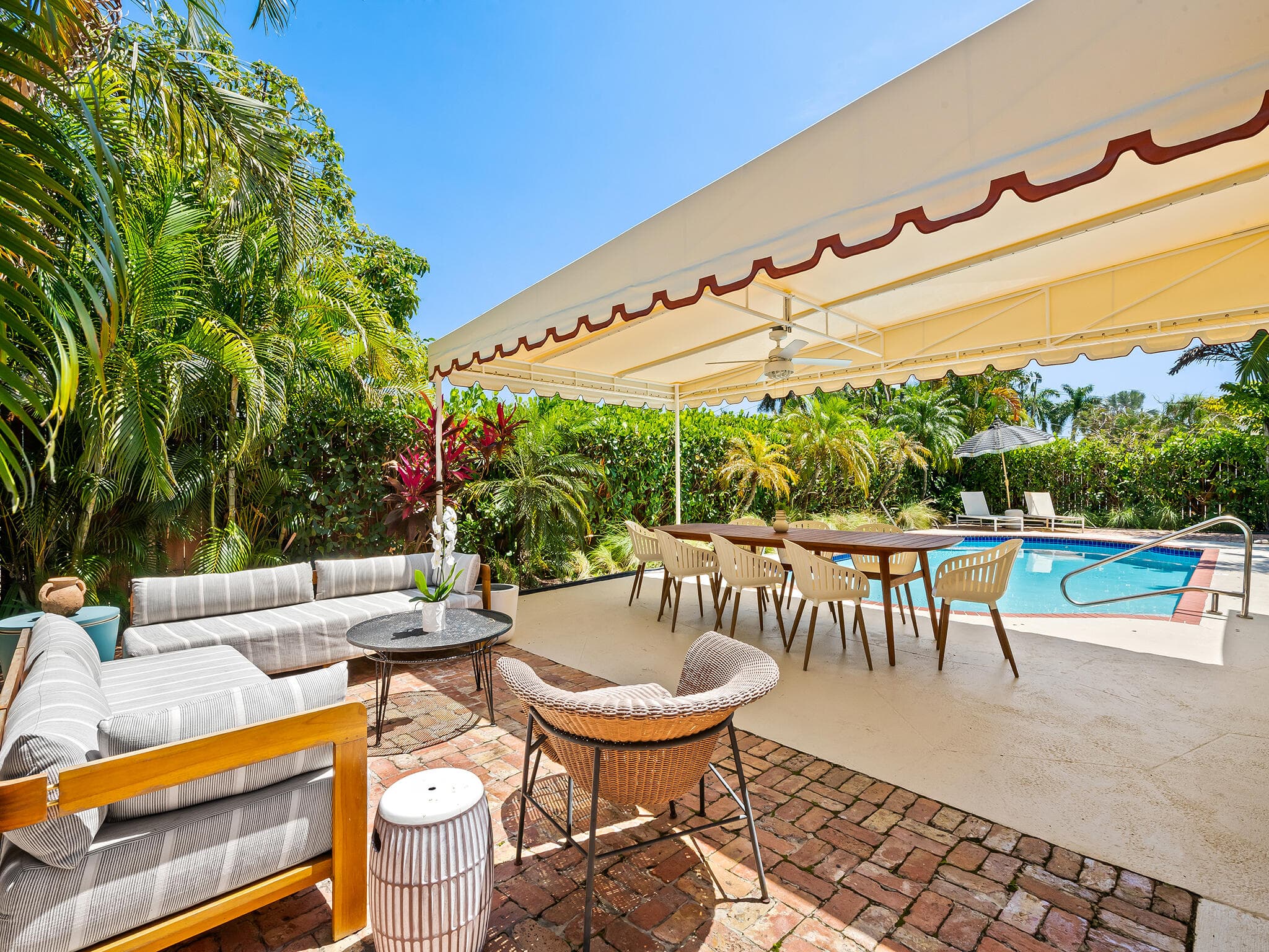 1521 NE 40th Court, Oakland Park, FL 33334 — photo 17 of 31