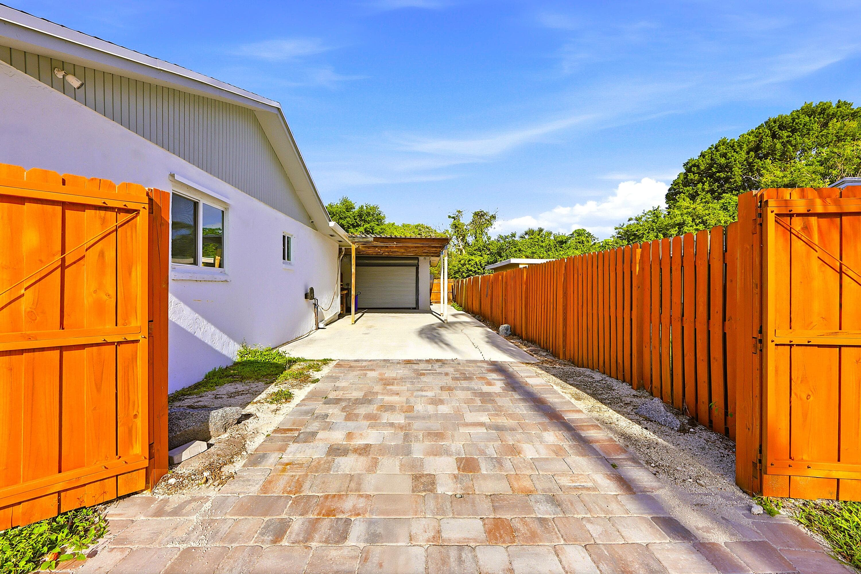 1212 Concord Avenue, West Palm Beach, FL 33417 — photo 5 of 57