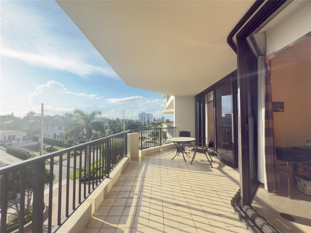 800 Ocean Drive 404, Juno Beach, FL 33408 — photo 17 of 34