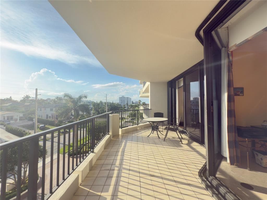 800 Ocean Drive 404, Juno Beach, FL 33408 — photo 18 of 34