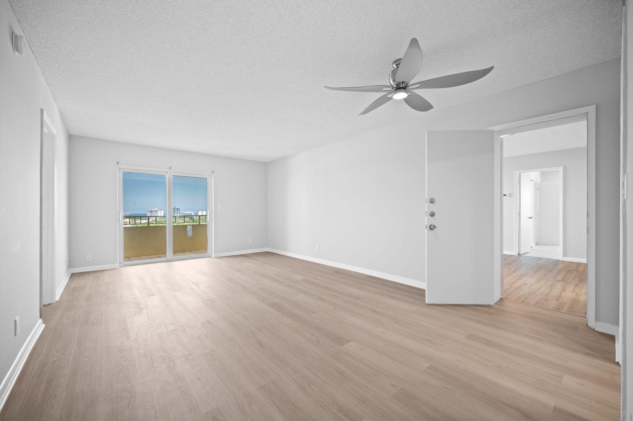 900 NE 18th Avenue 1406, Fort Lauderdale, FL 33304 — photo 35 of 52
