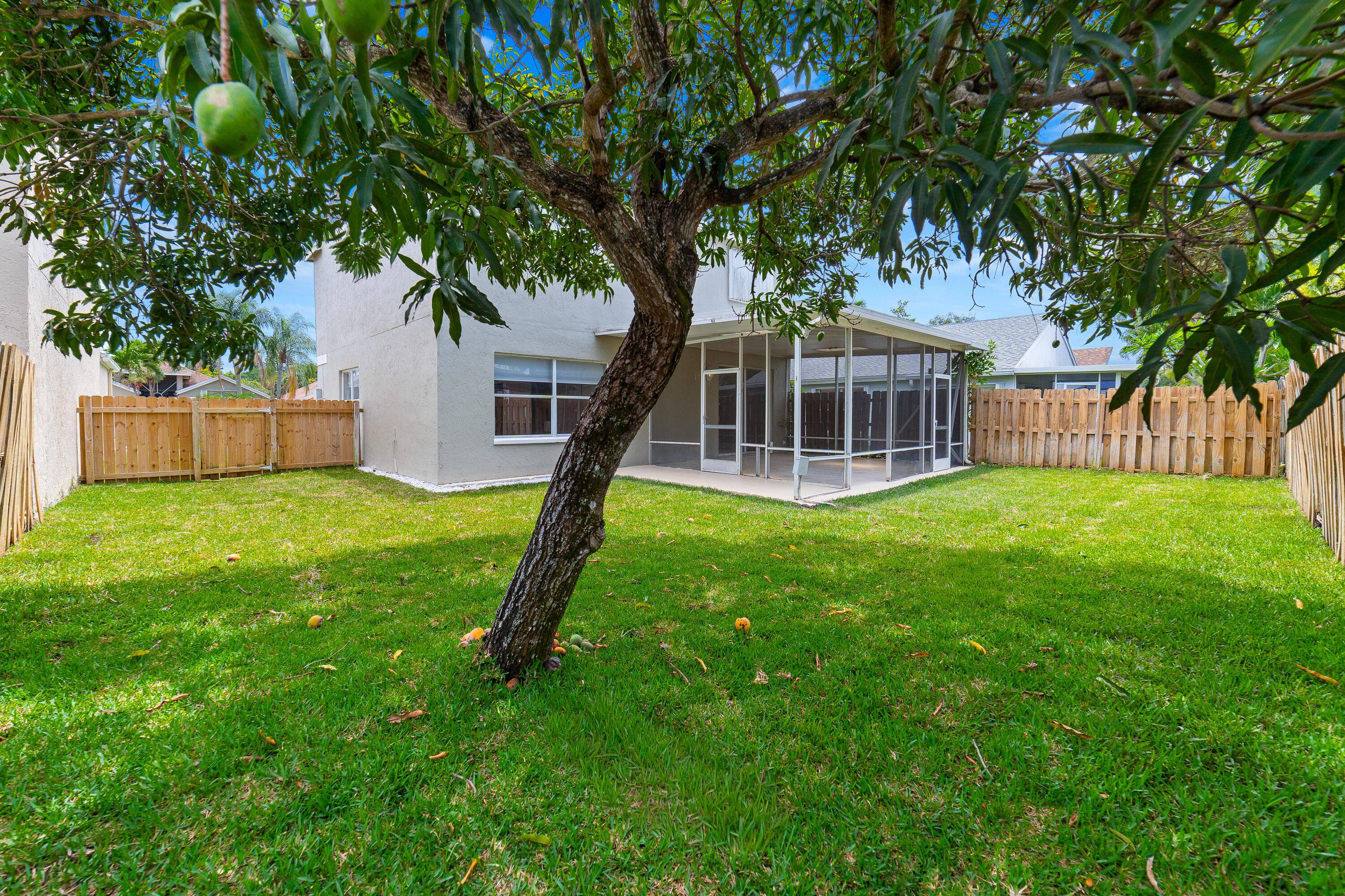 1062 Fairfax Cir W, Boynton Beach, FL 33436 — photo 38 of 49