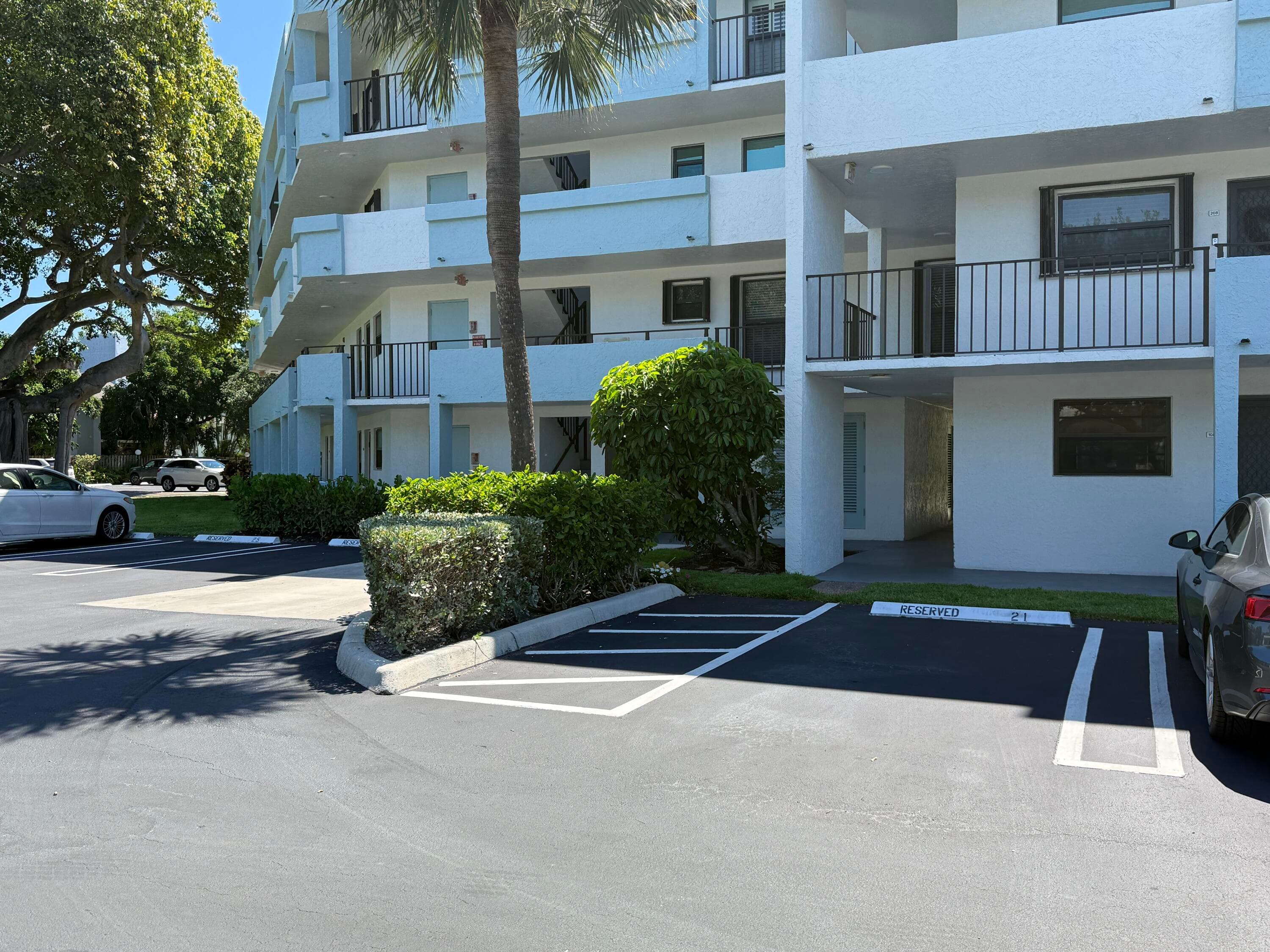 555 Banyan Tree Lane 307, Delray Beach, FL 33483 — photo 53 of 72