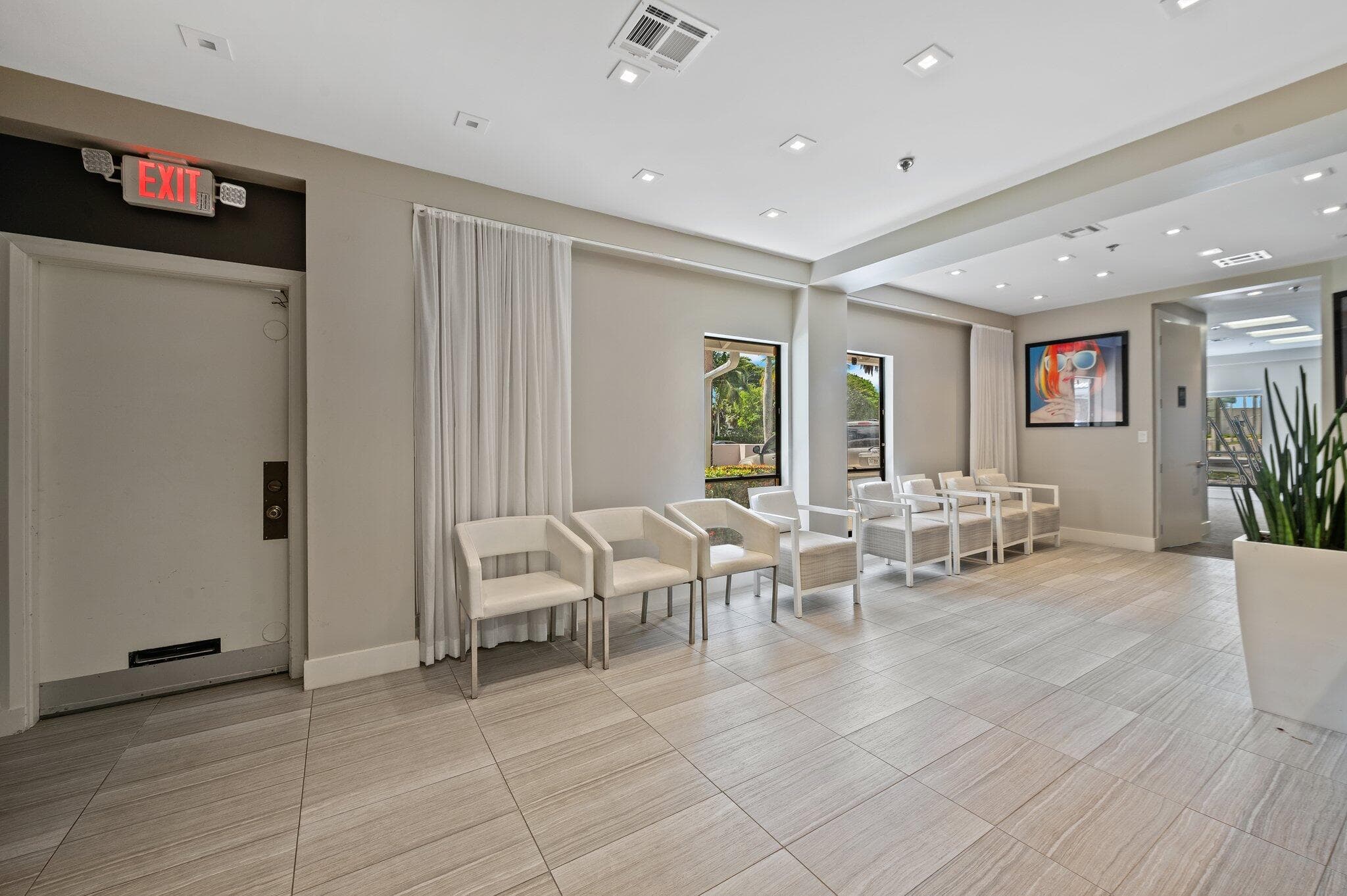 1501 Presidential Way 10-11, West Palm Beach, FL 33401 — photo 5 of 35