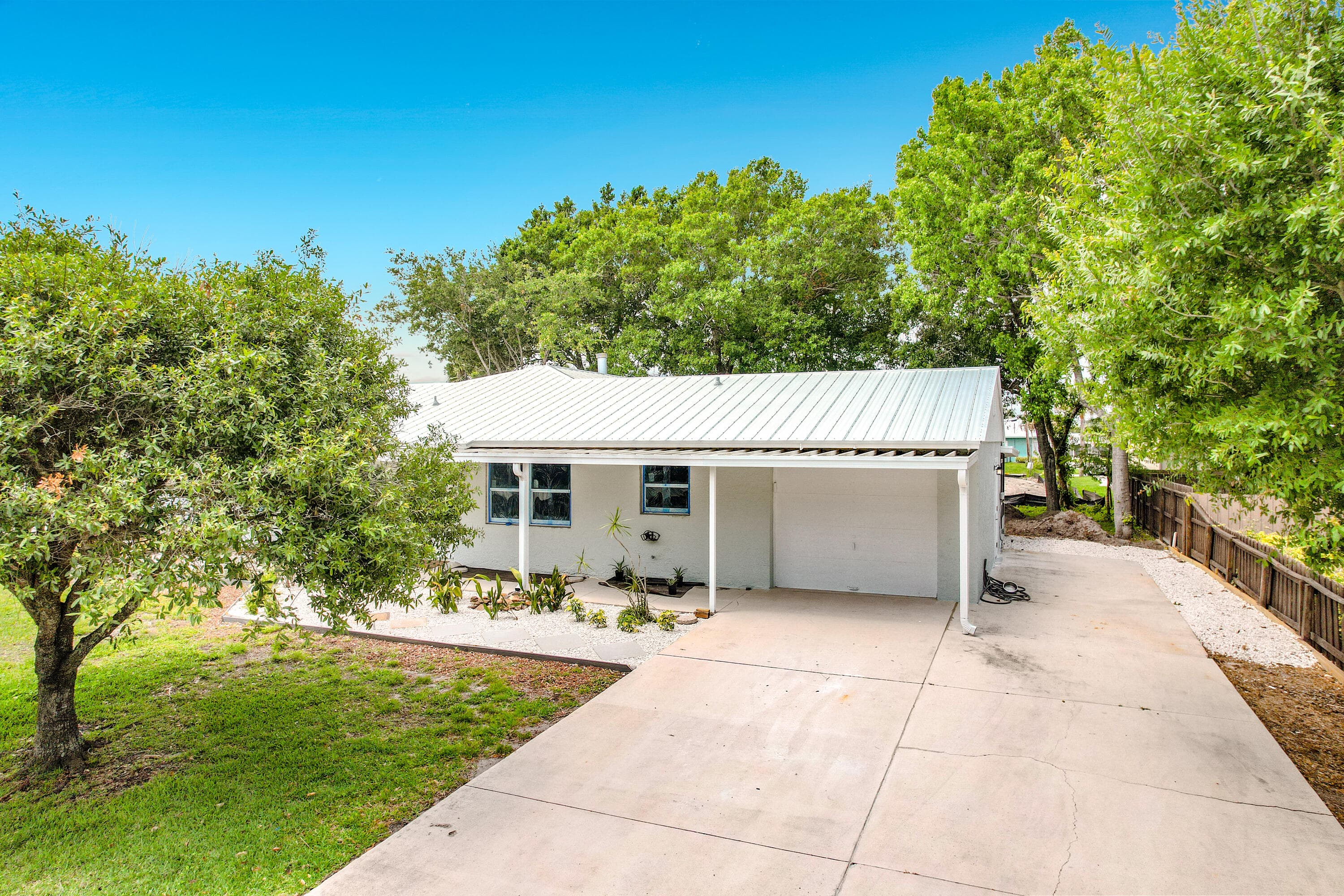 5807 Balsam Drive, Fort Pierce, FL 34982 — photo 2 of 21