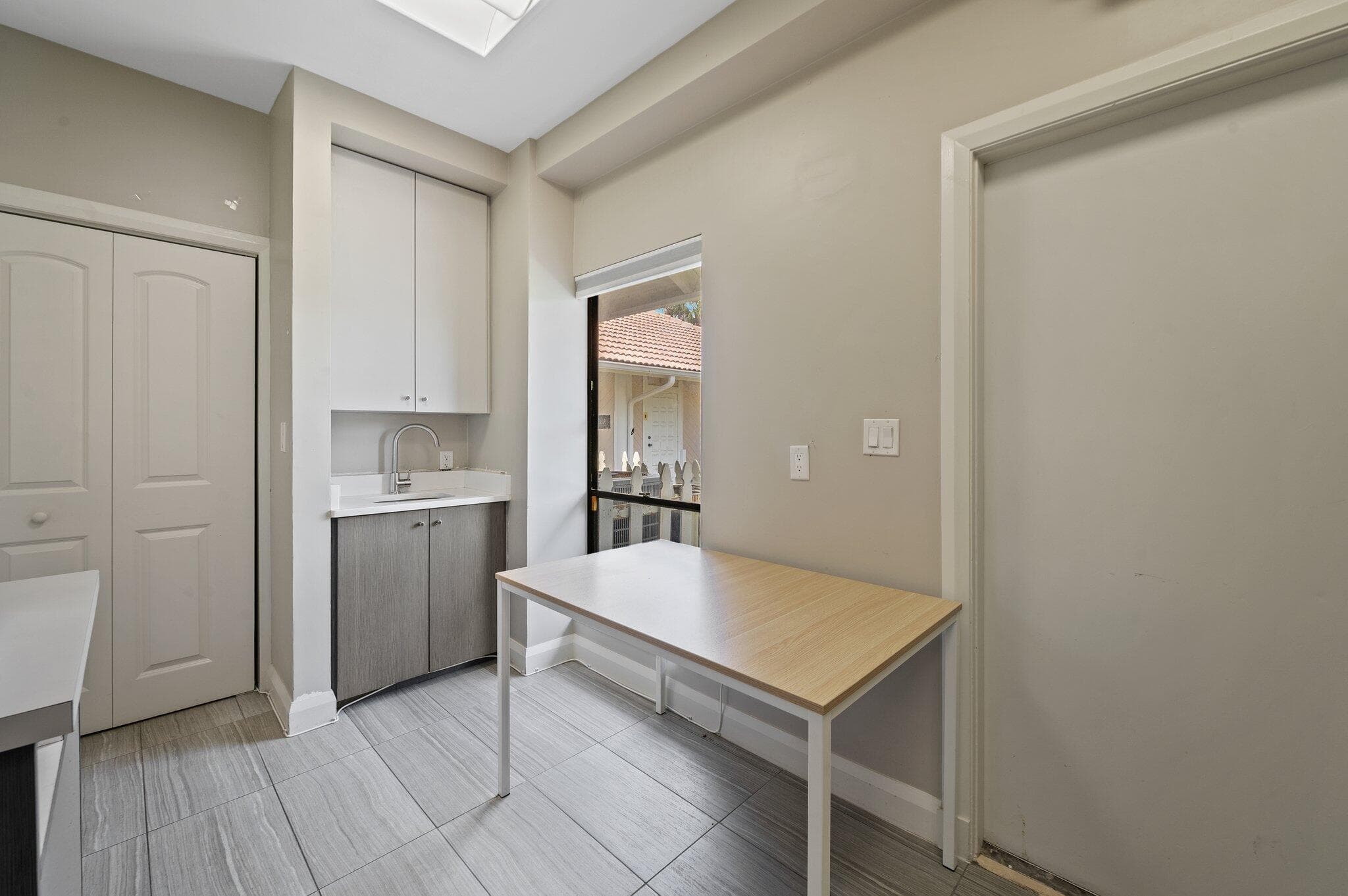 1501 Presidential Way 10-11, West Palm Beach, FL 33401 — photo 25 of 35