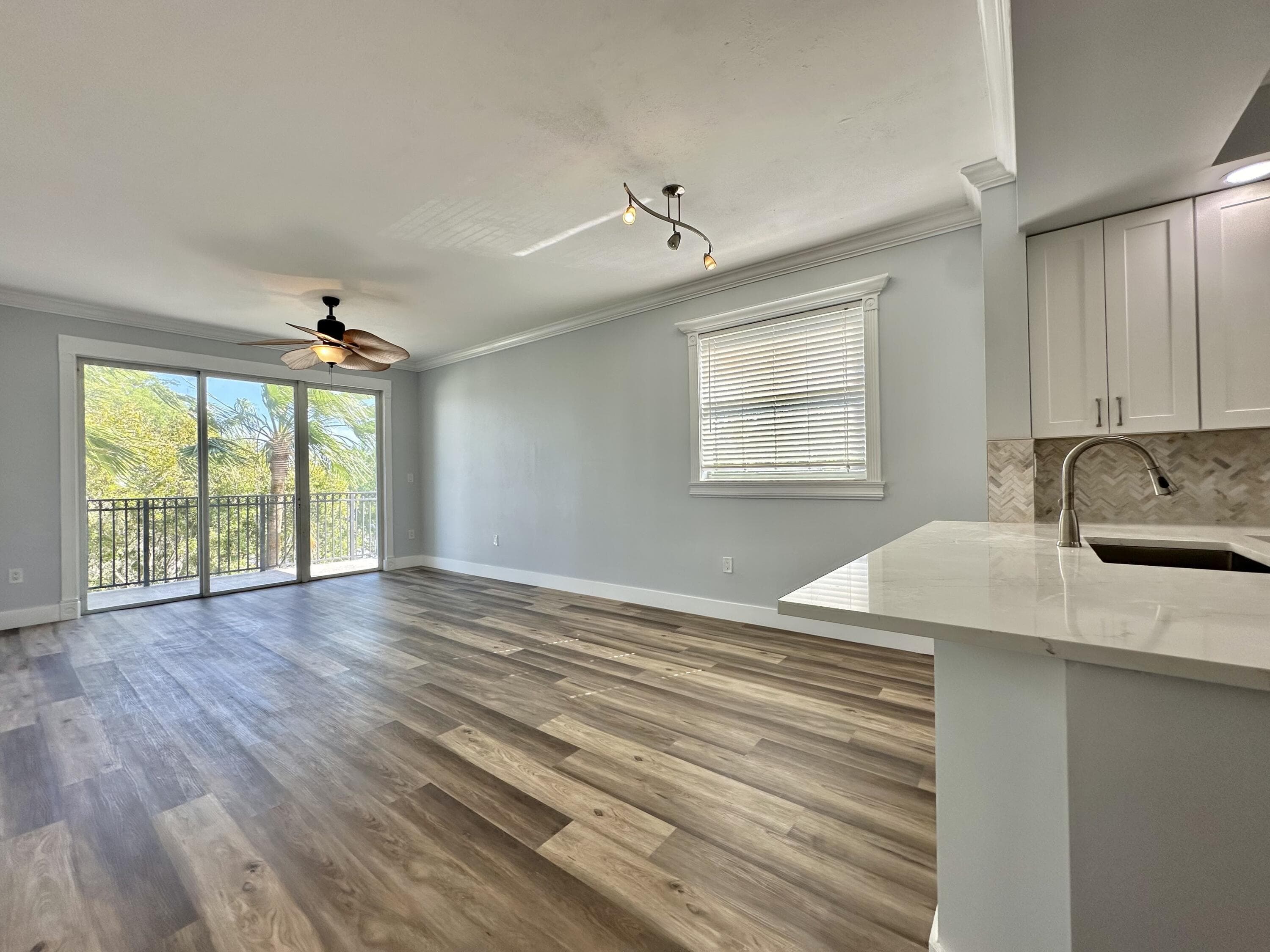 27 Royal Palm Way 406, Boca Raton, FL 33432 — photo 13 of 45