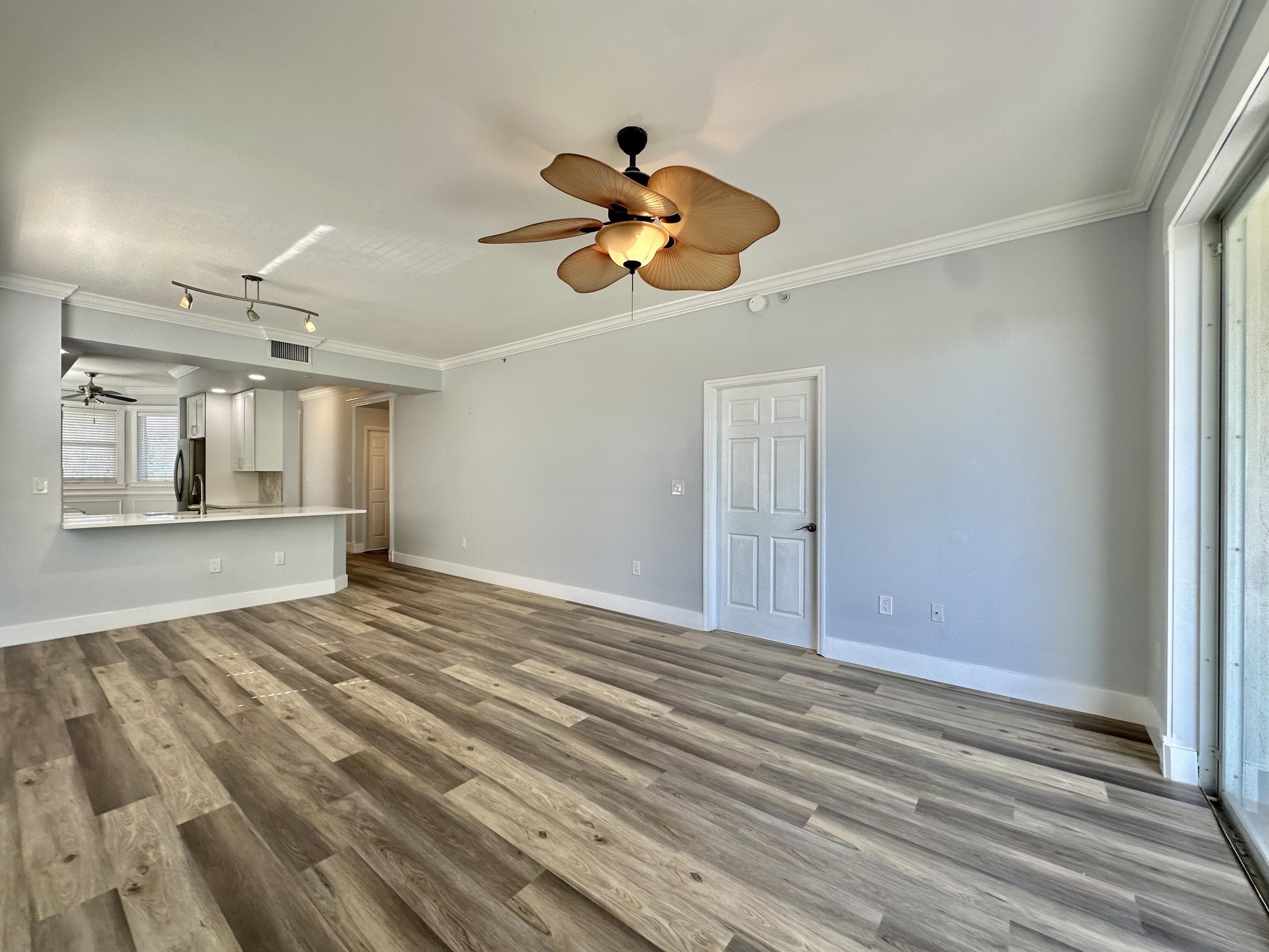 27 Royal Palm Way 406, Boca Raton, FL 33432 — photo 14 of 45