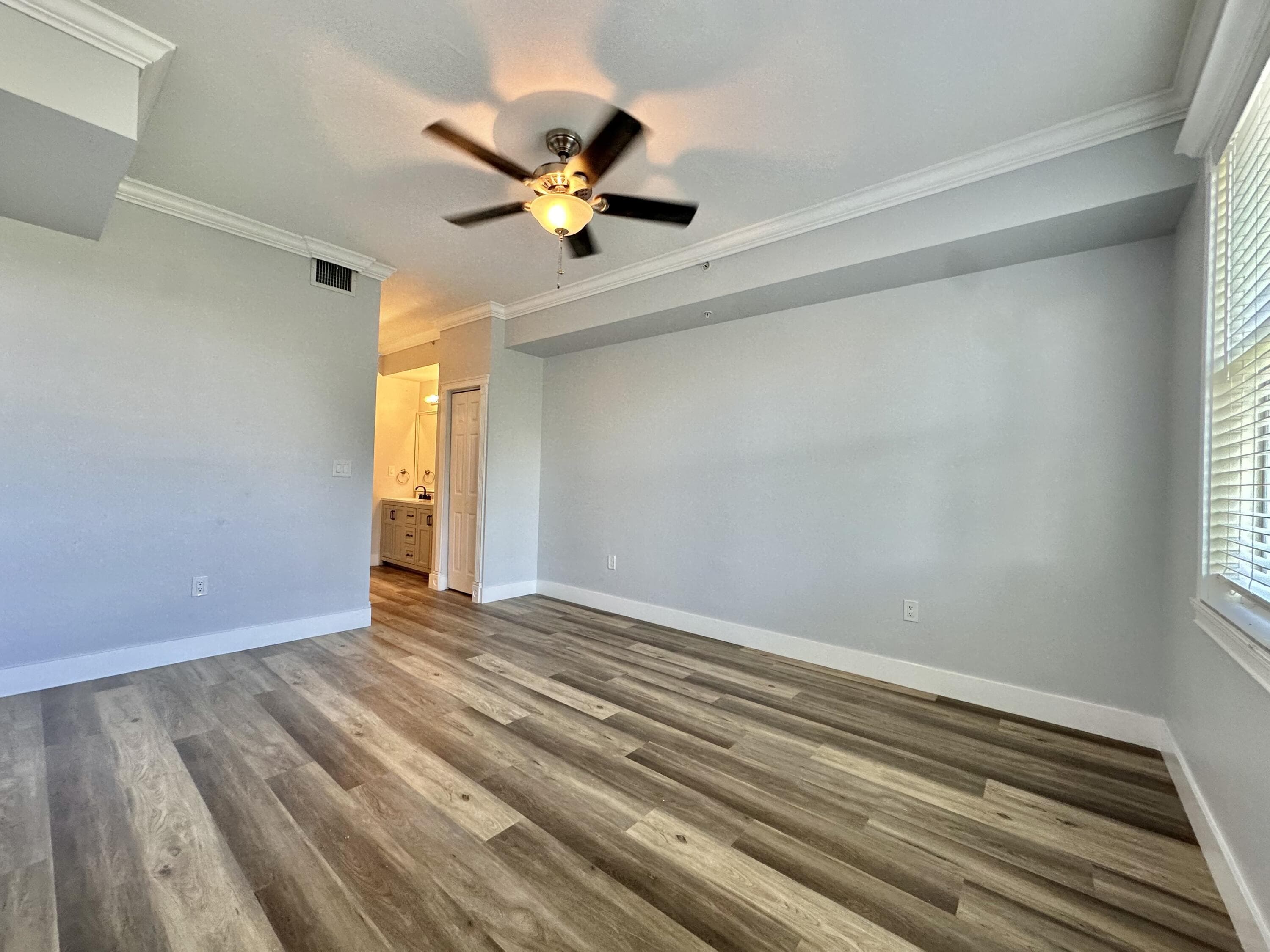 27 Royal Palm Way 406, Boca Raton, FL 33432 — photo 24 of 45