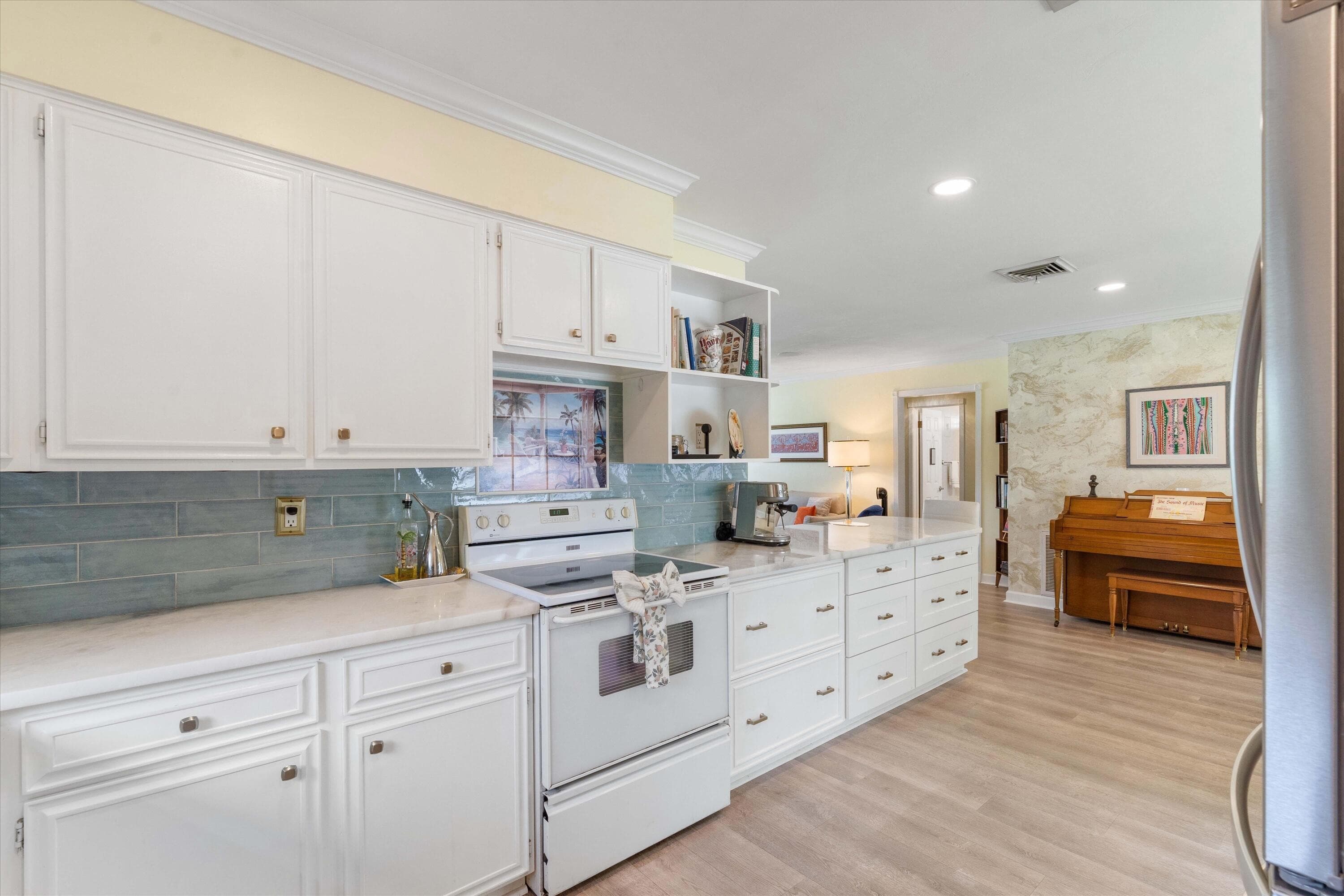 801 Berkeley Street, Boca Raton, FL 33487 — photo 12 of 32