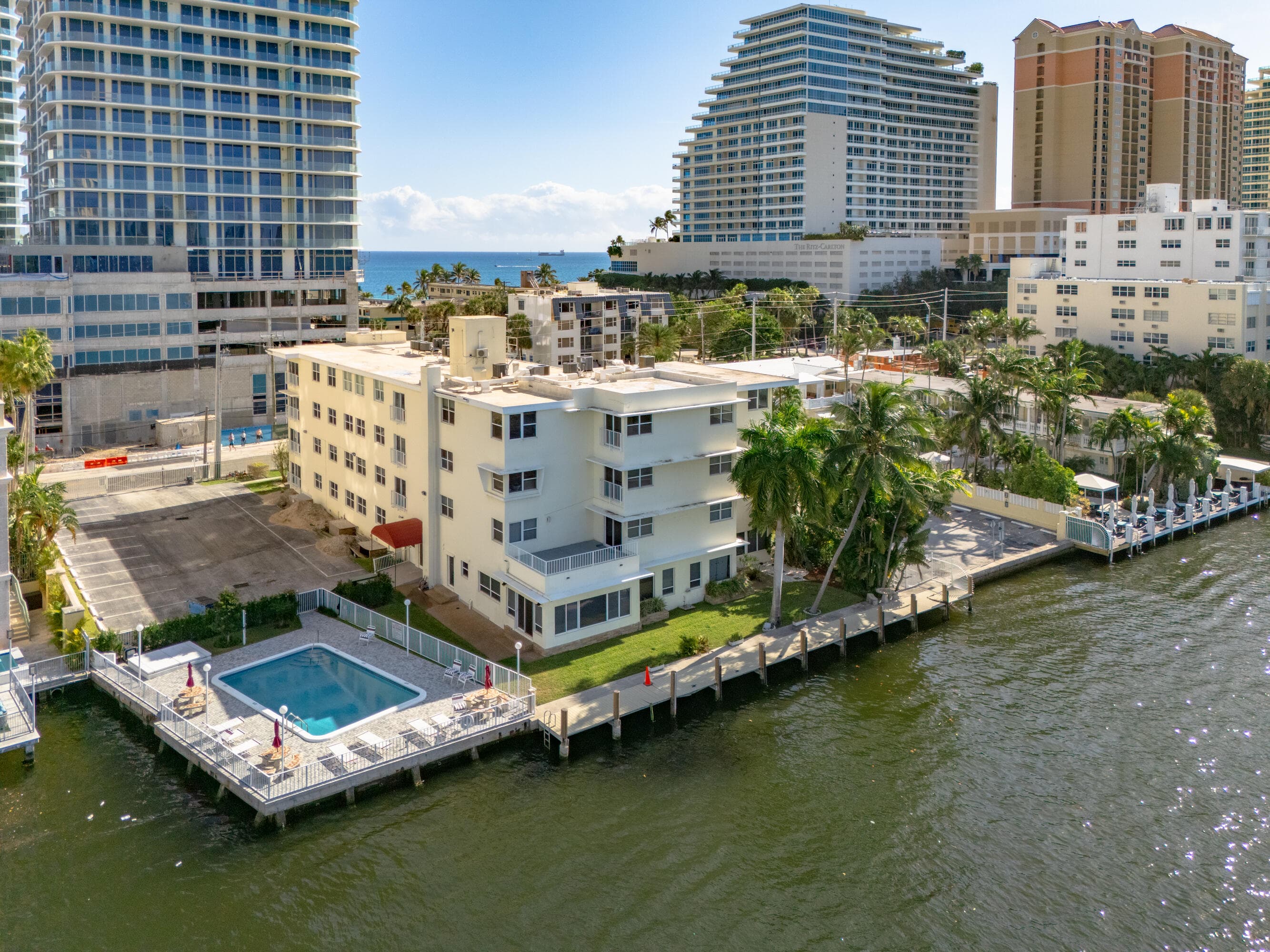 125 N Birch Road, Fort Lauderdale, FL — photo 1 of 9