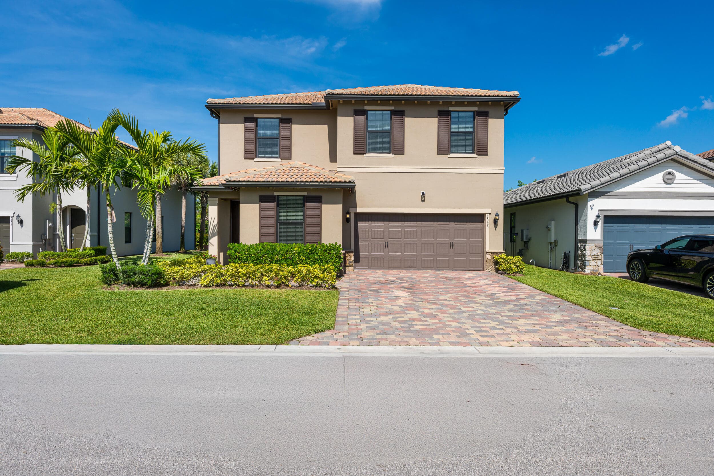 4819 Chantilly Road, Lake Worth, FL 33467 — photo 1 of 49