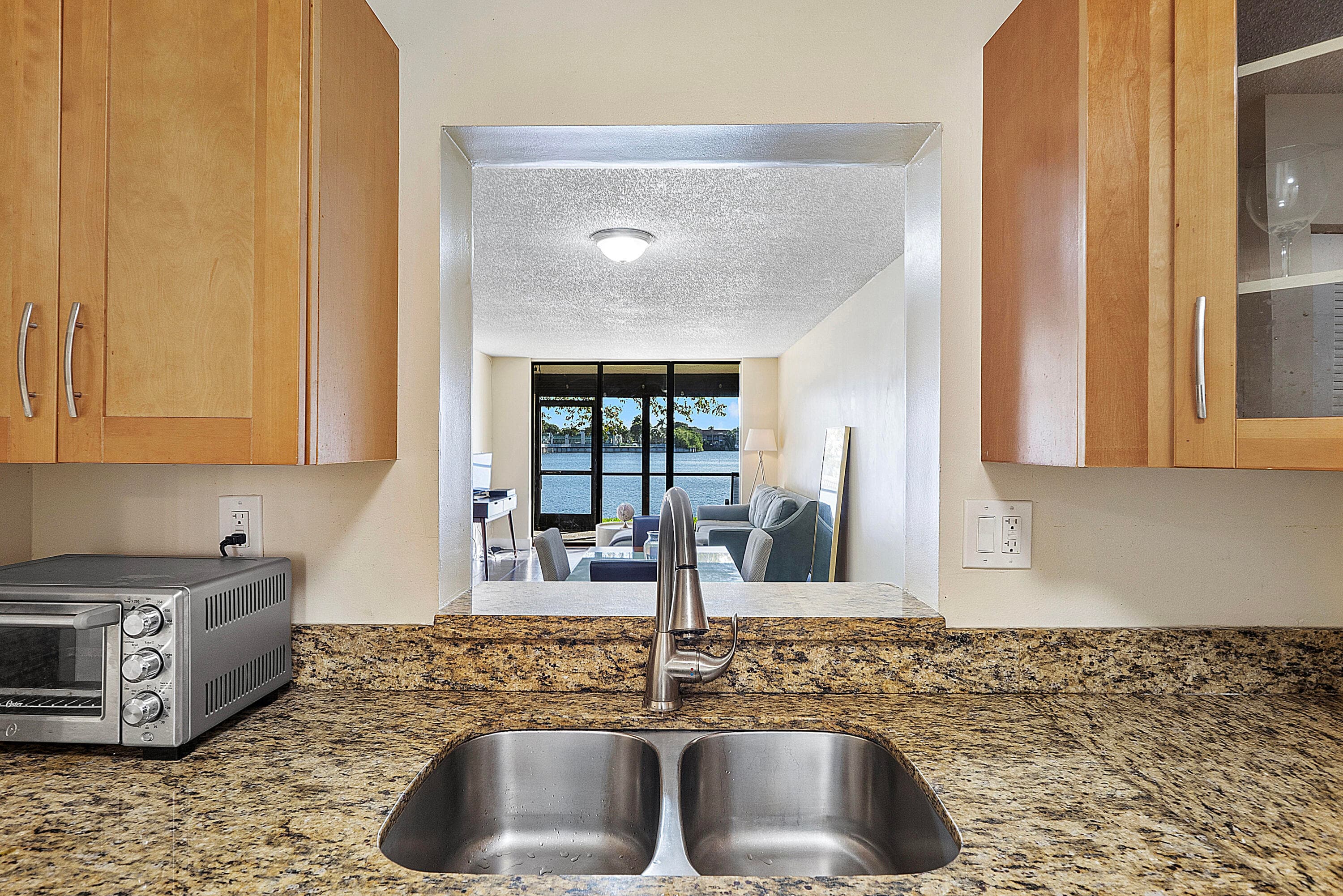 3100 NW 46th Street 102, Oakland Park, FL 33309 — photo 11 of 29