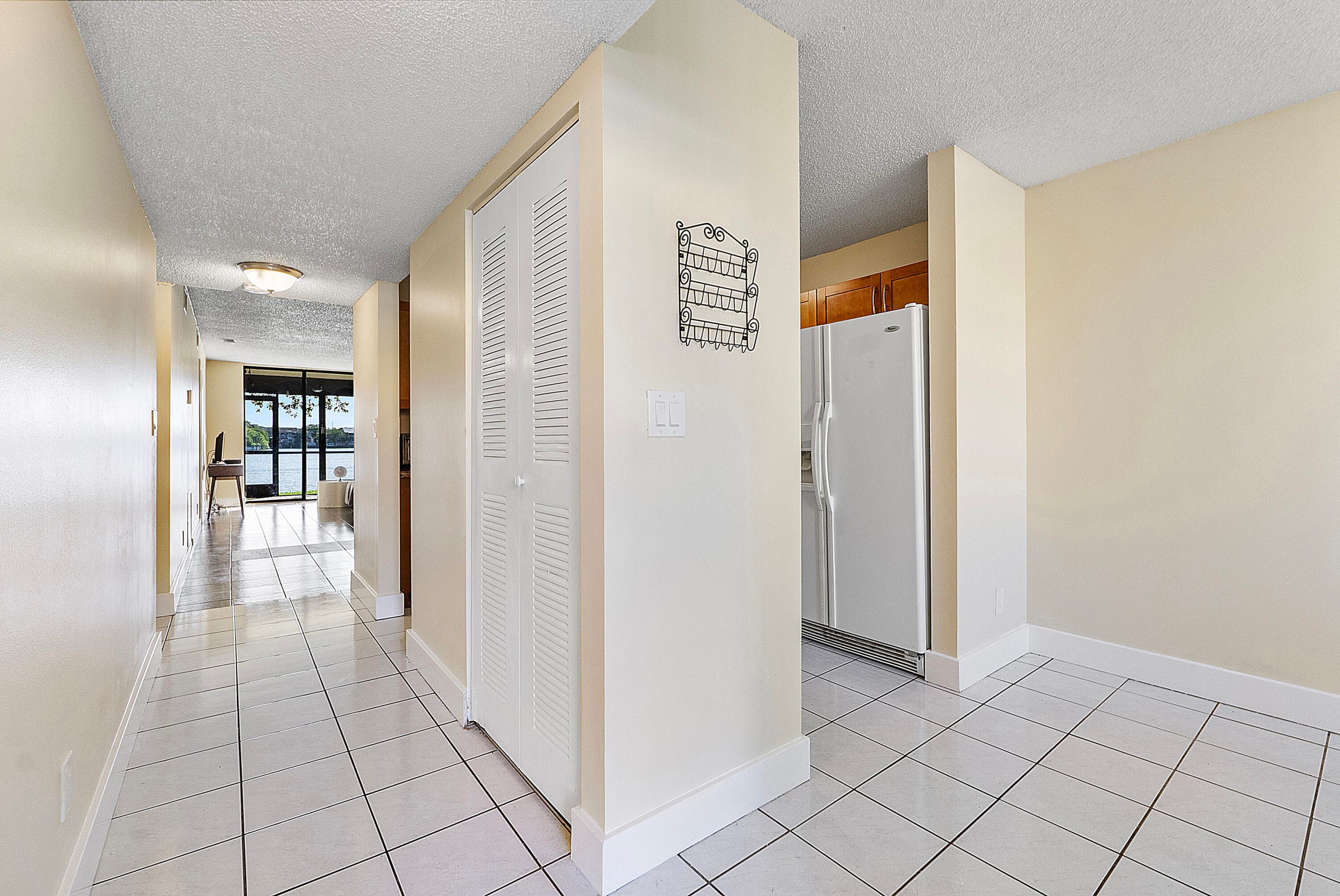 3100 NW 46th Street 102, Oakland Park, FL 33309 — photo 8 of 29
