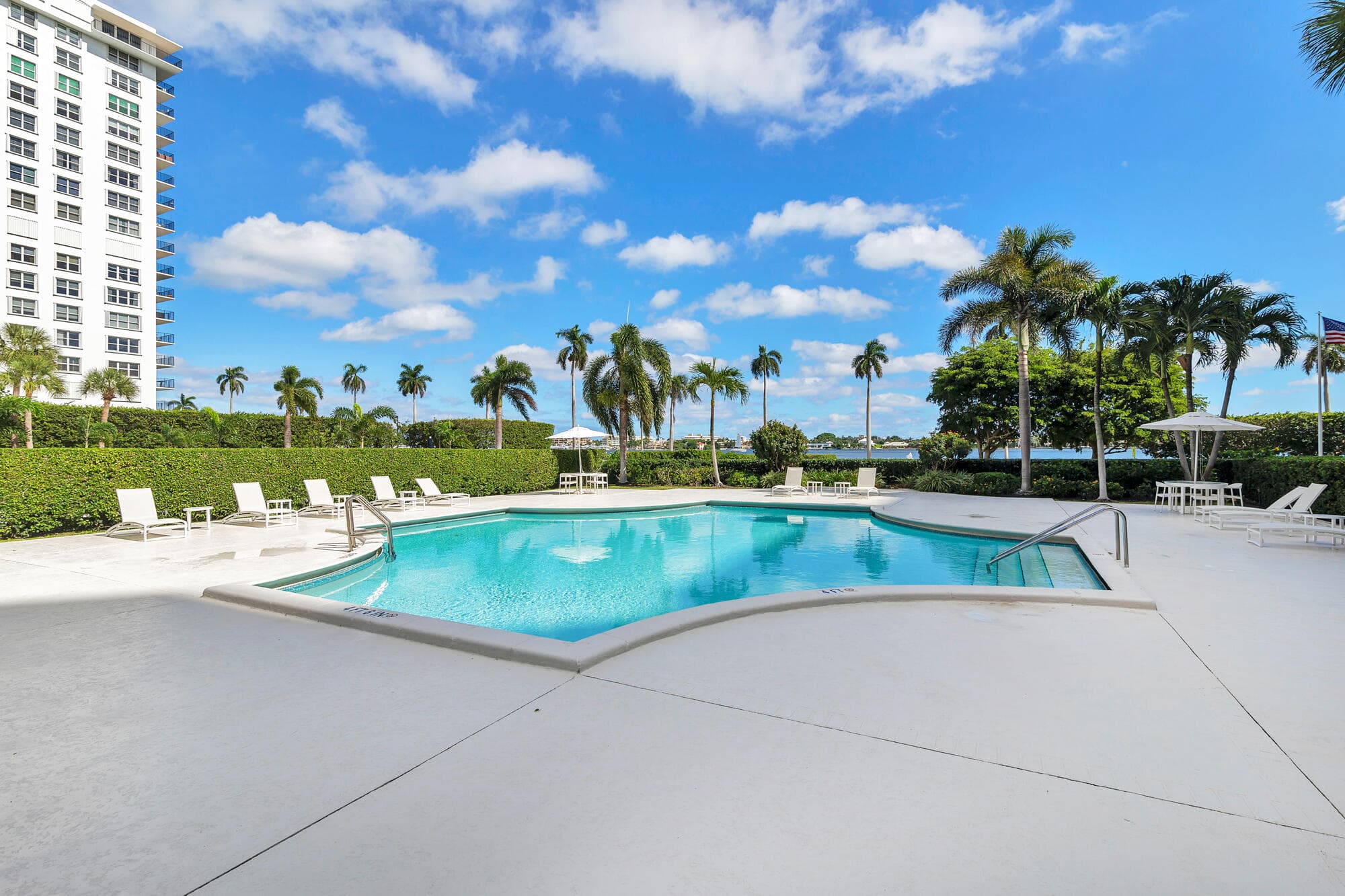 1801 S Flagler Drive 1007, West Palm Beach, FL 33401 — photo 4 of 40