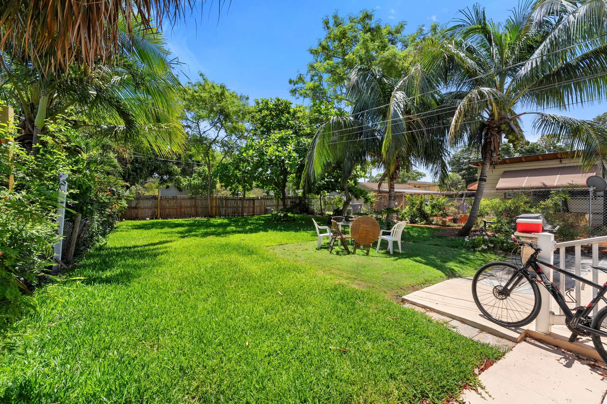 926 S L Street, Lake Worth Beach, FL 33460 — photo 17 of 34