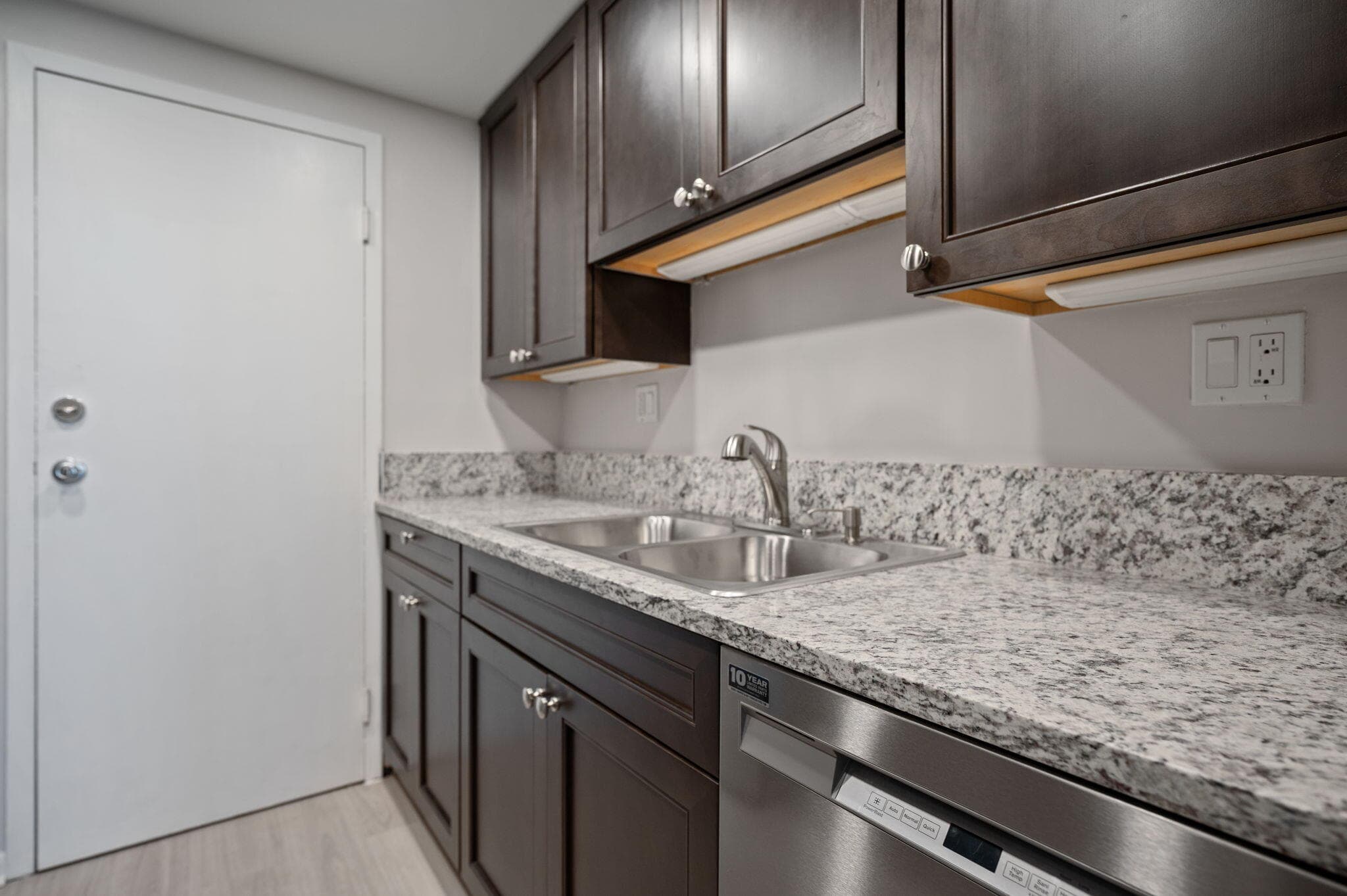 900 NE 18th Avenue 1407, Fort Lauderdale, FL 33304 — photo 10 of 53