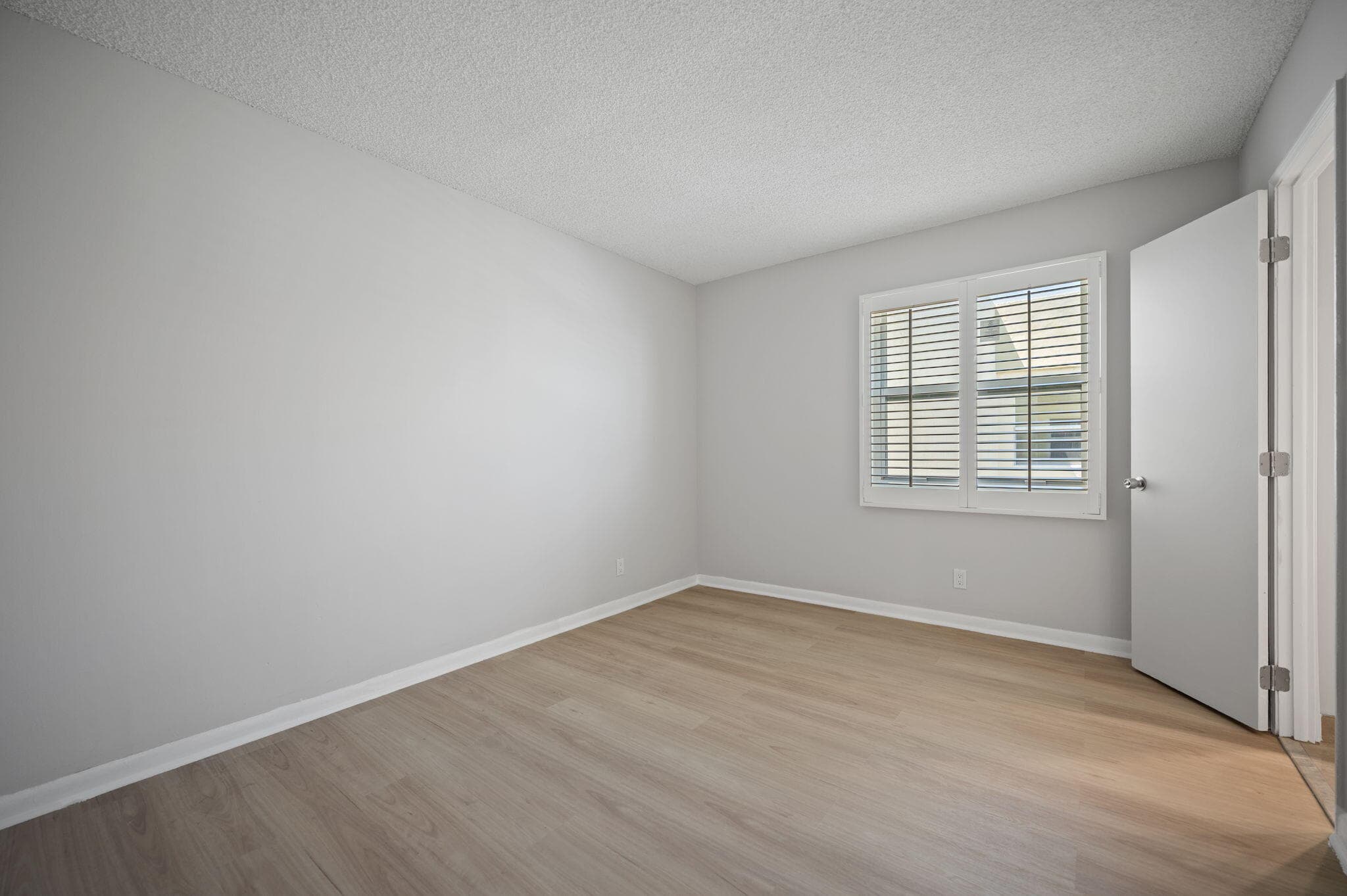 900 NE 18th Avenue 1407, Fort Lauderdale, FL 33304 — photo 17 of 53