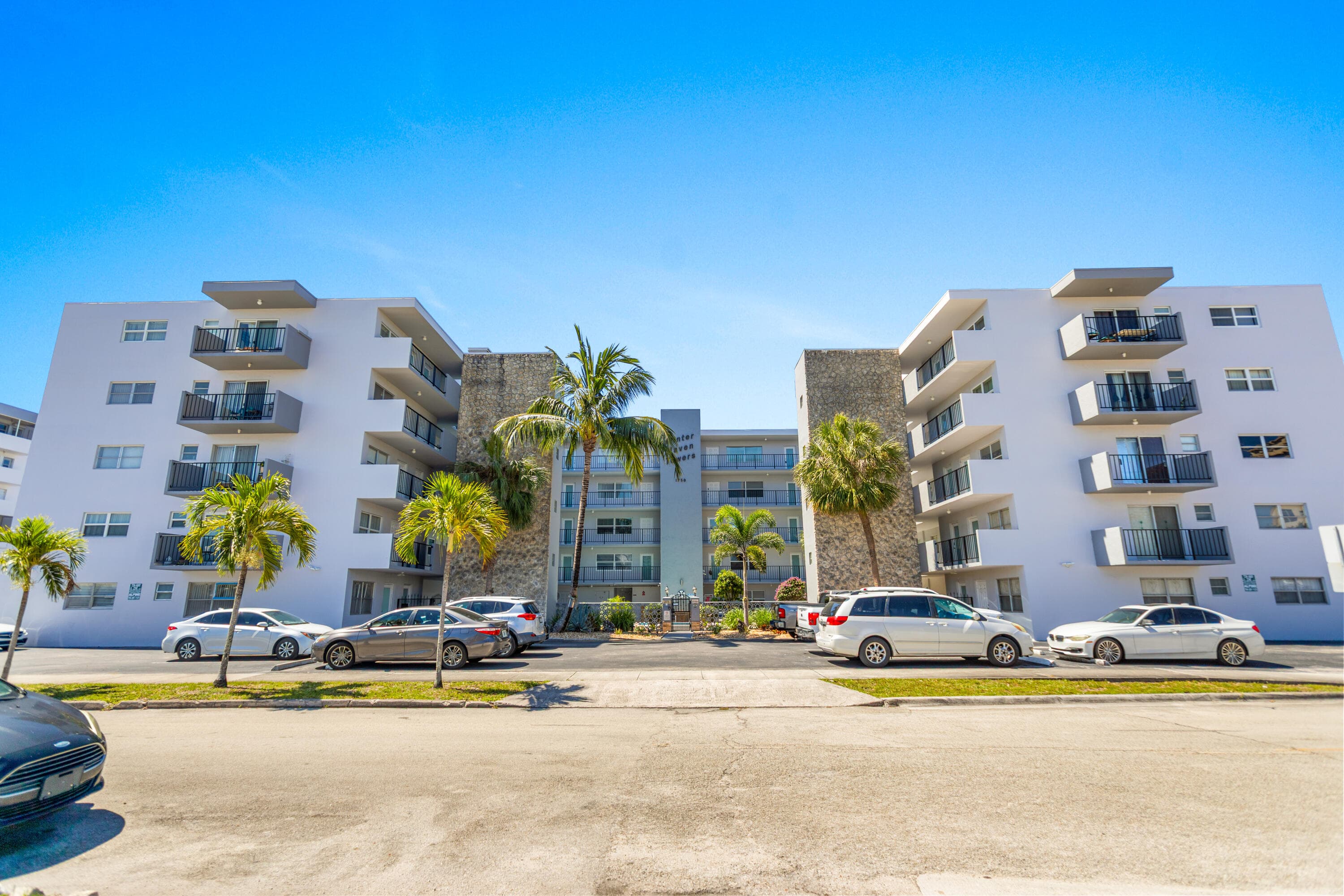 1750 Jefferson Street 507, Hollywood, FL 33020 — photo 2 of 54
