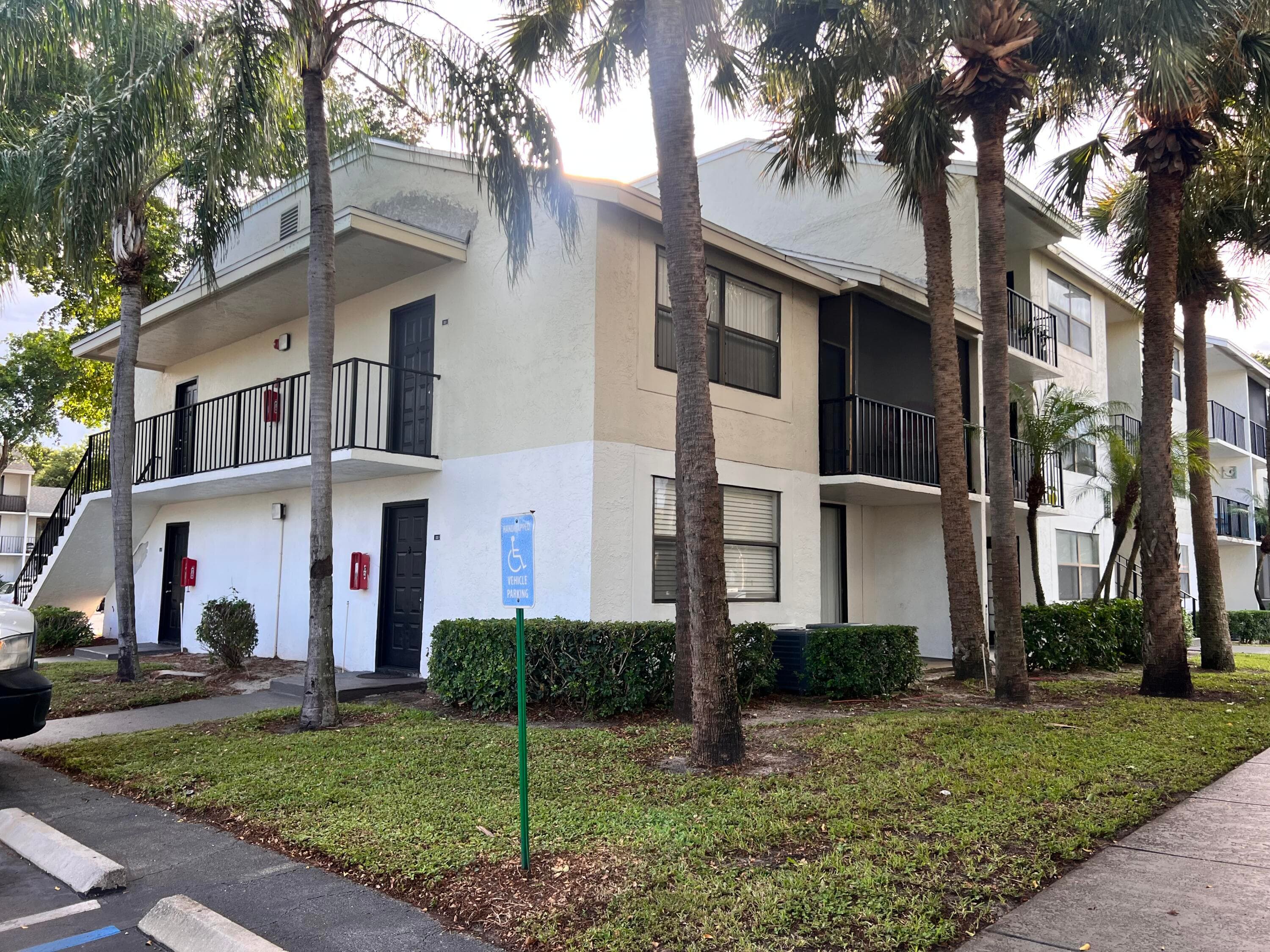 718 Executive Center Drive 111, West Palm Beach, FL 33401 — photo 9 of 20