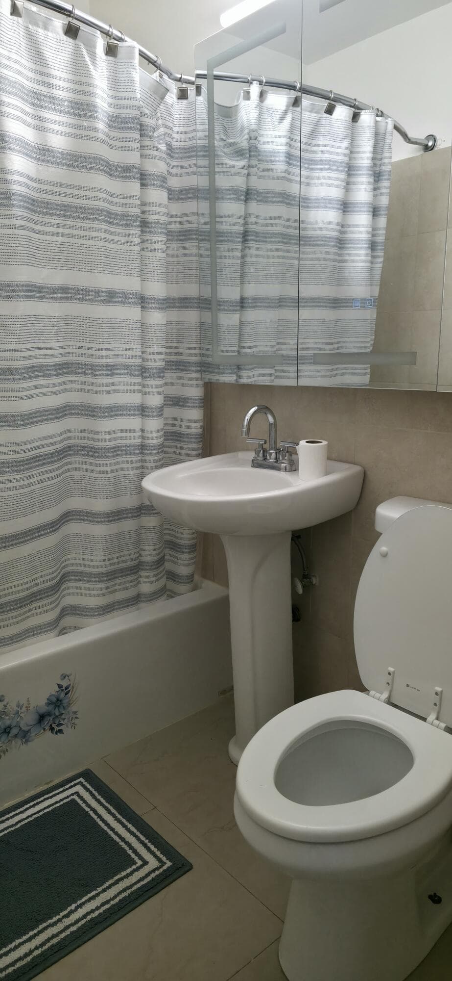 1203 Chateau Park Drive, Fort Lauderdale, FL 33311 — photo 11 of 18