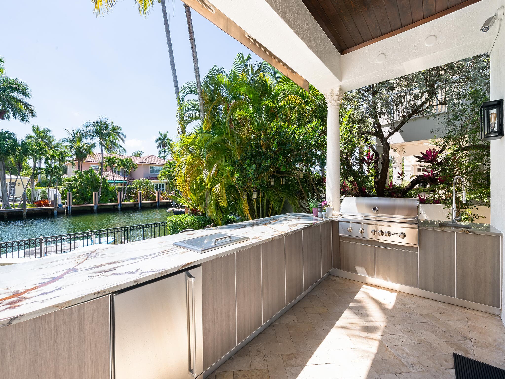 441 Royal Plaza Drive, Fort Lauderdale, FL 33301 — photo 16 of 49