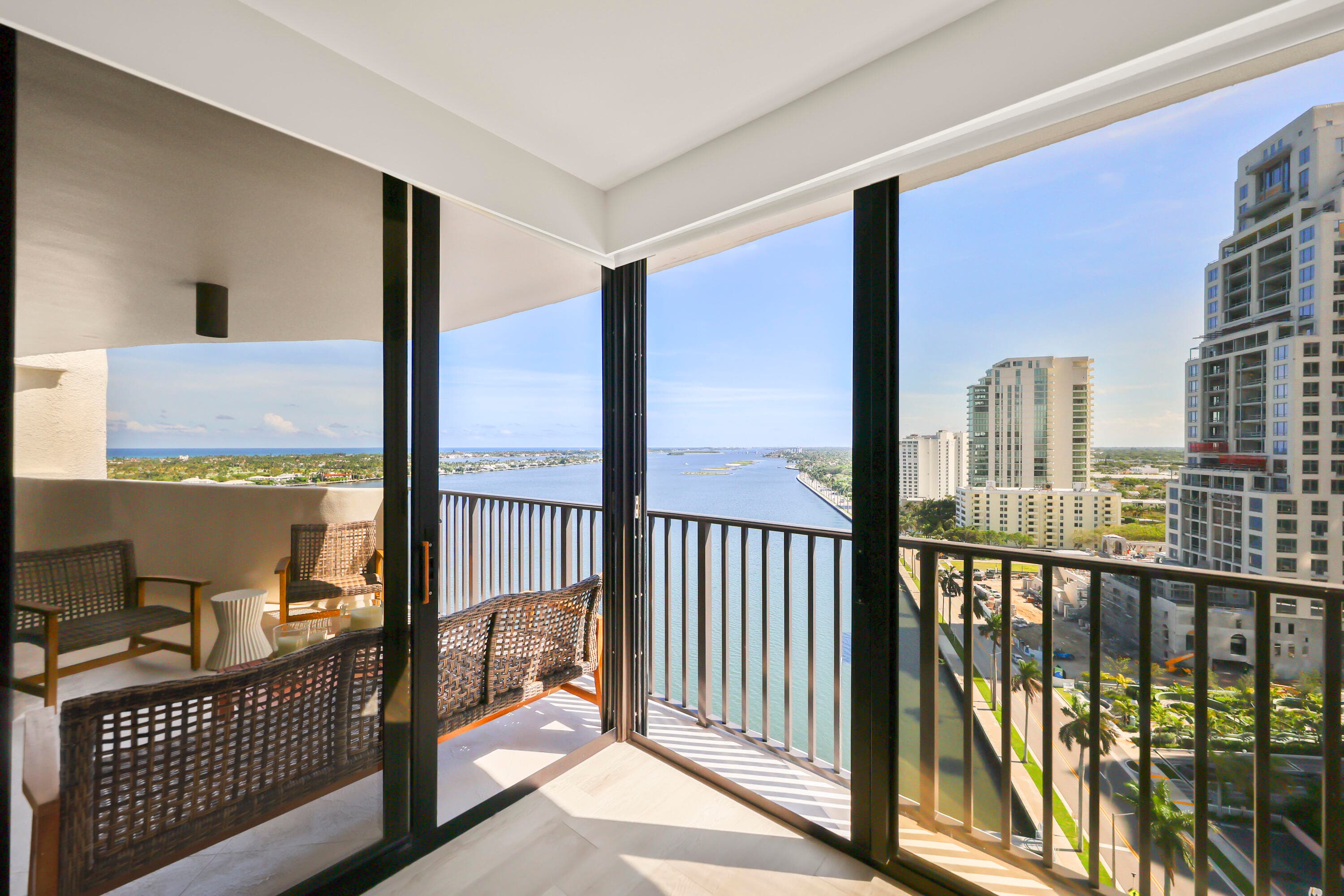 1200 S Flagler Drive 1906, West Palm Beach, FL 33401 — photo 9 of 34
