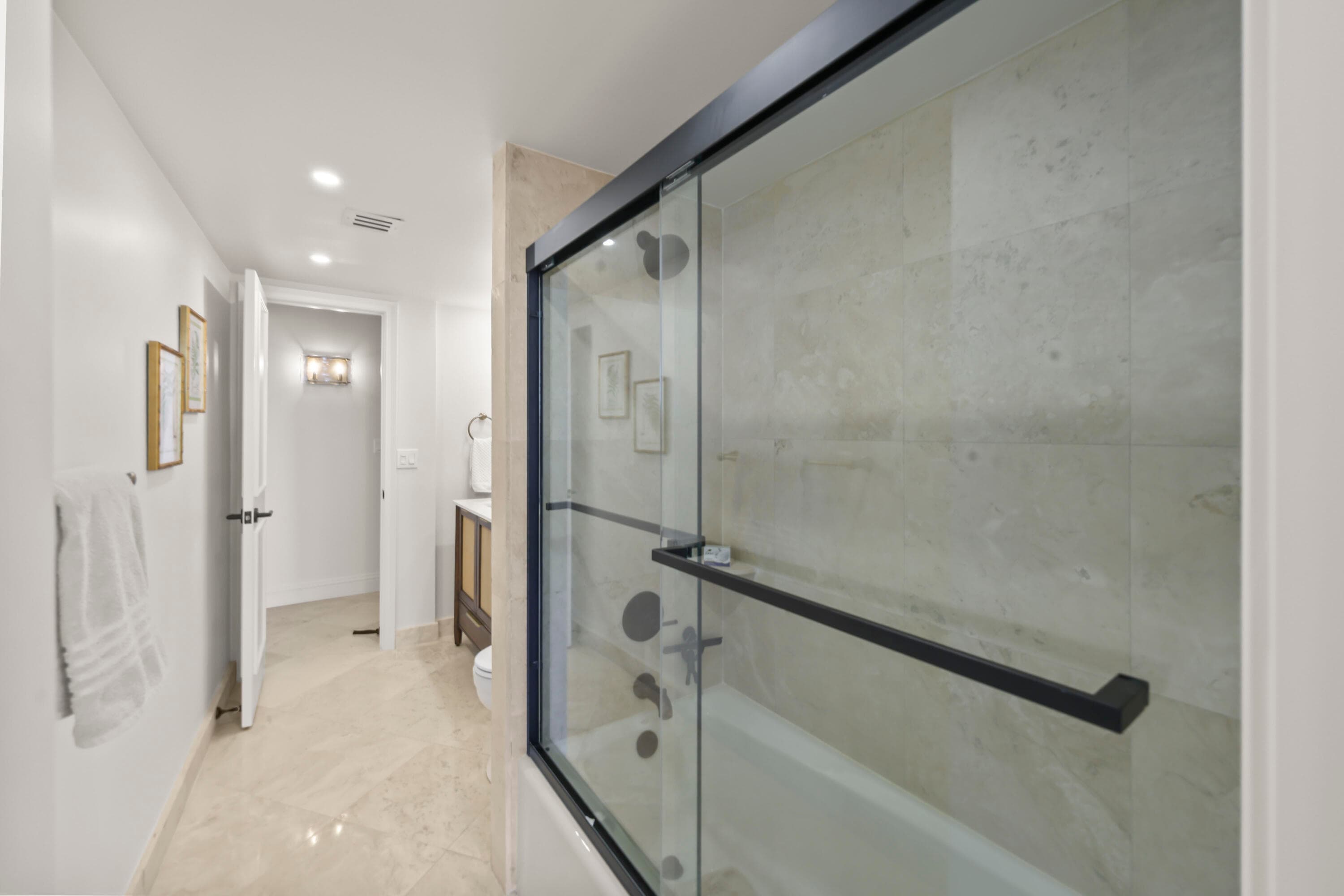 1200 S Flagler Drive 1906, West Palm Beach, FL 33401 — photo 32 of 34