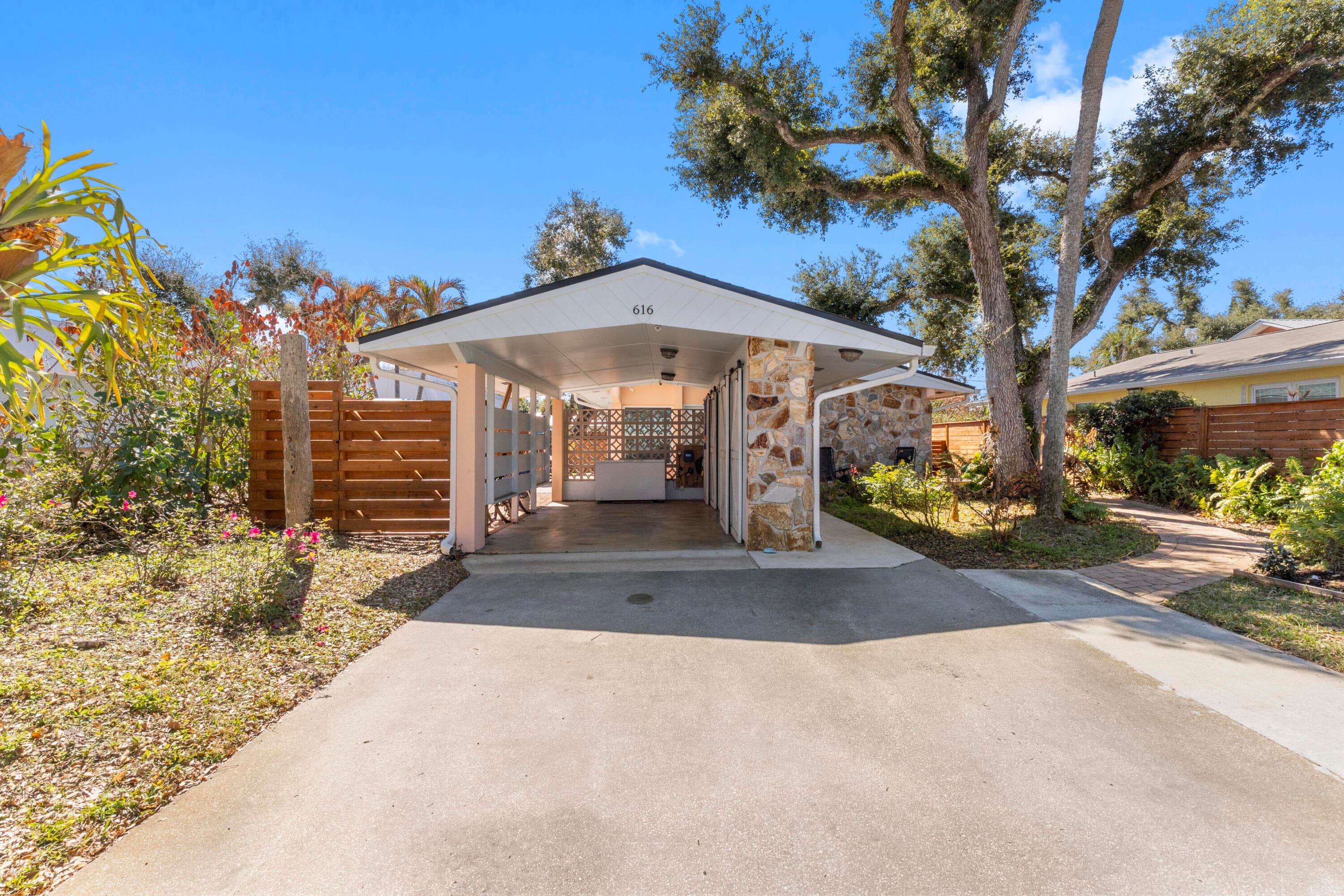 616 Dahlia Lane, Vero Beach, FL 32963 — photo 19 of 36