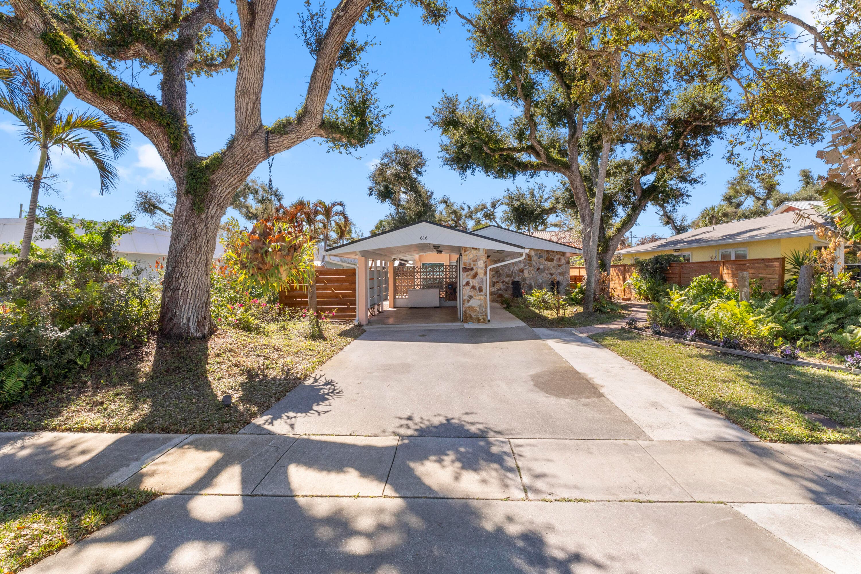 616 Dahlia Lane, Vero Beach, FL 32963 — photo 20 of 36