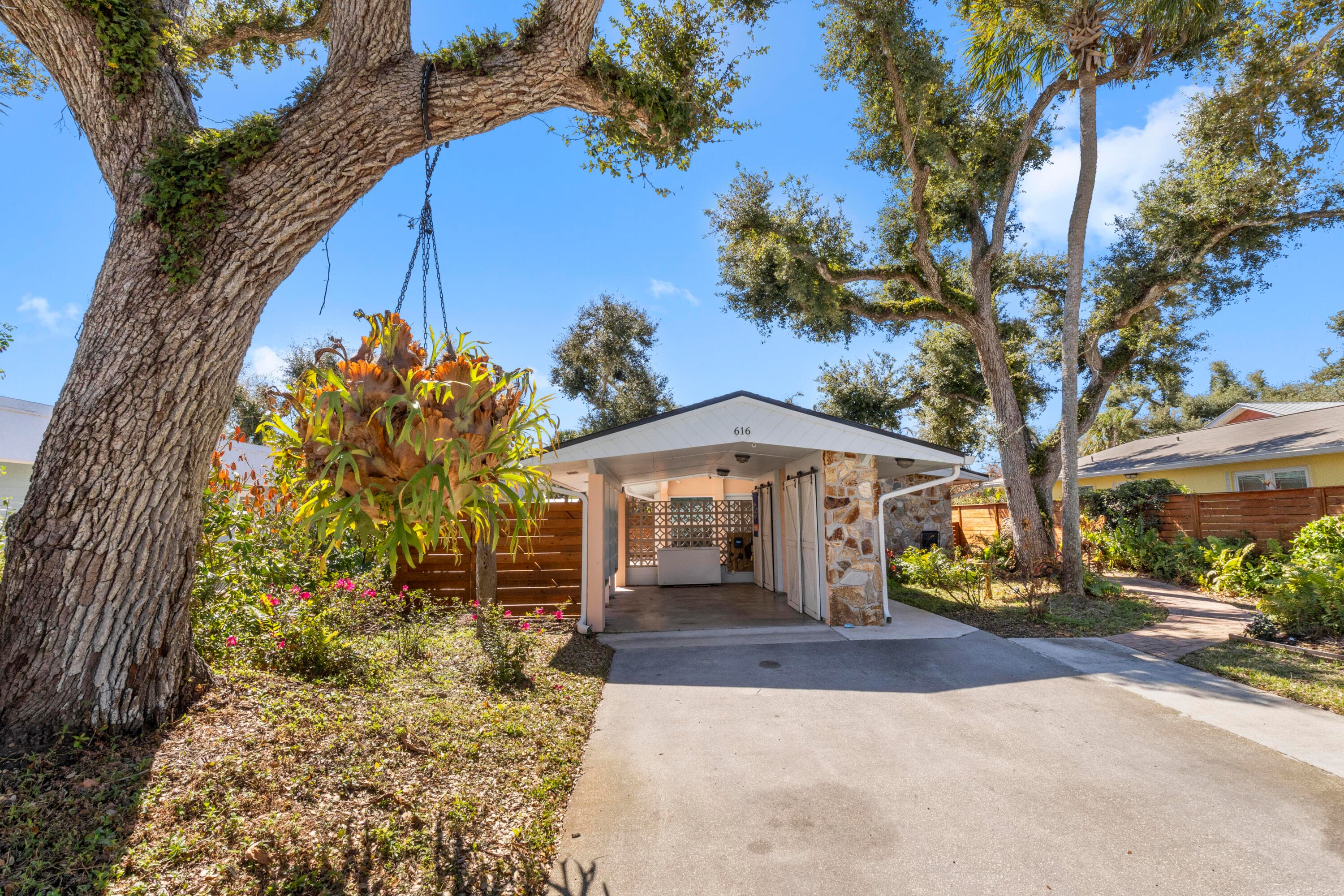 616 Dahlia Lane, Vero Beach, FL 32963 — photo 23 of 36