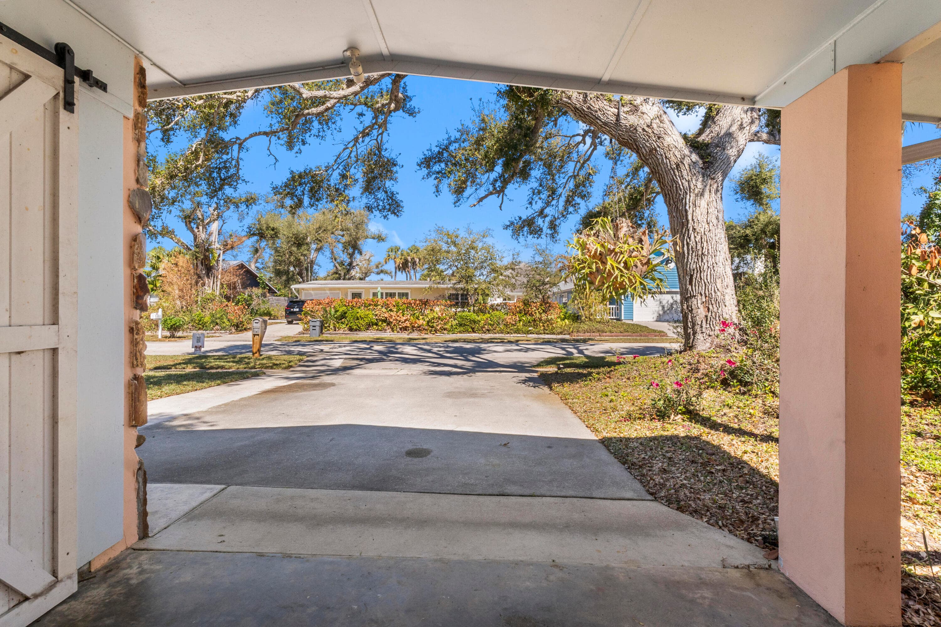 616 Dahlia Lane, Vero Beach, FL 32963 — photo 34 of 36