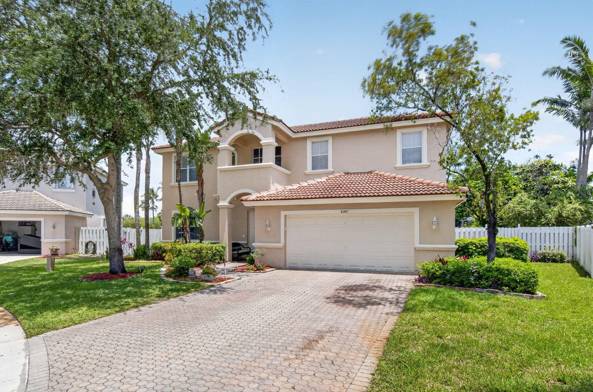 6207 Shadow Tree Lane, Lake Worth, FL 33463 — photo 3 of 97