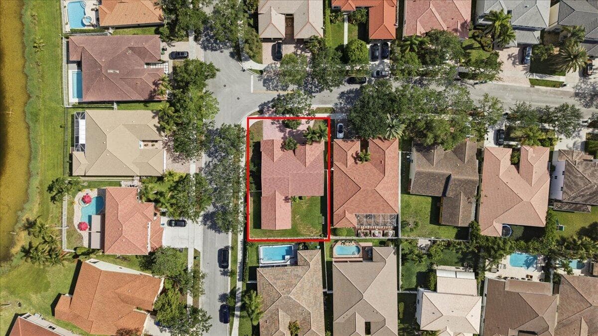 830 Heritage Drive, Weston, FL 33326 — photo 13 of 49